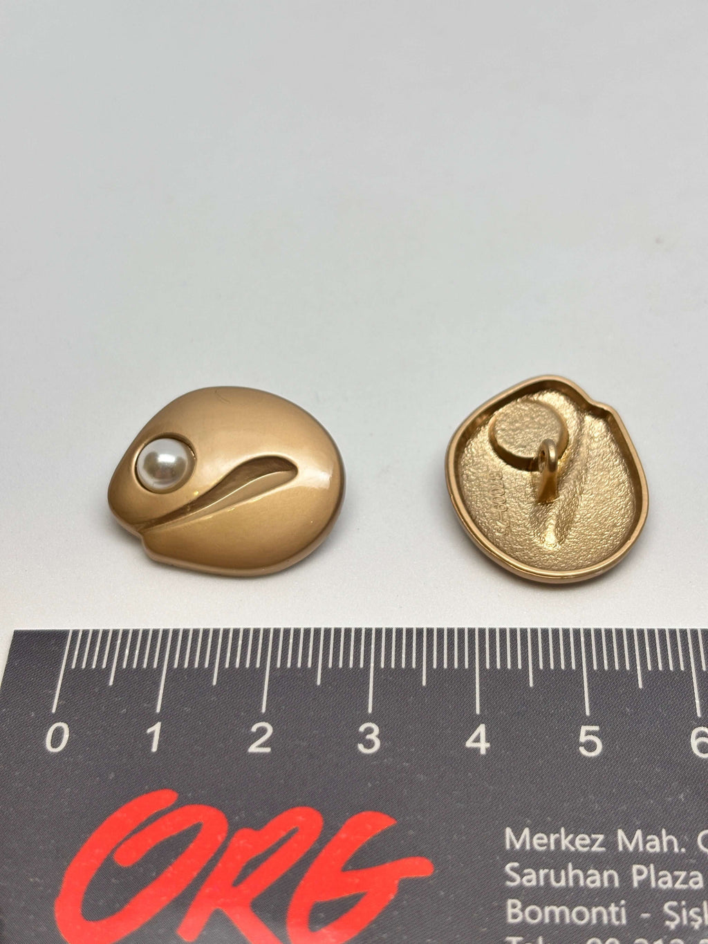 Button B7008/09 2-Color Metal Shank Button 25mm (40L)