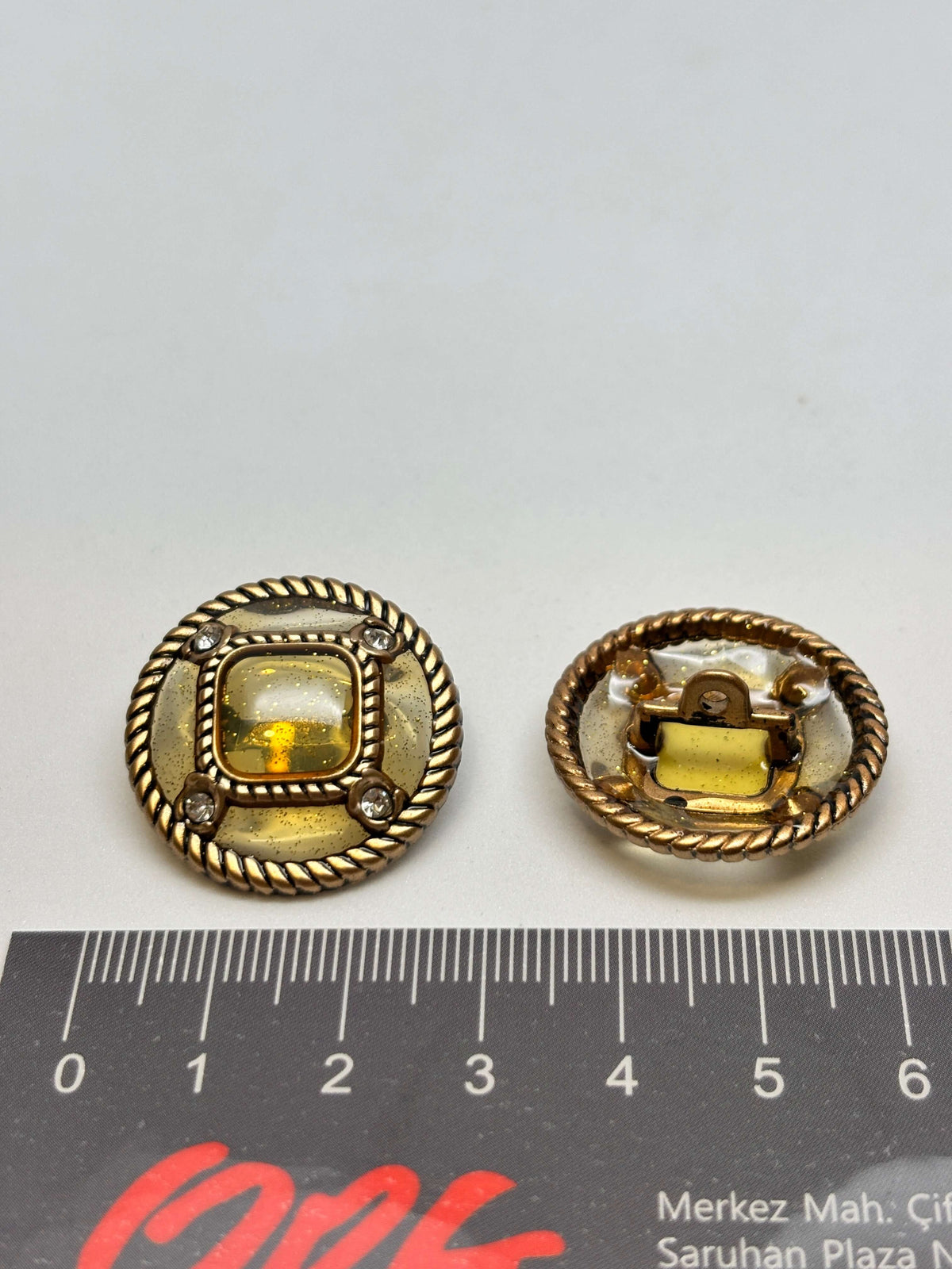 Button B7434 Gold Metal Shank Button 25mm (40L)
