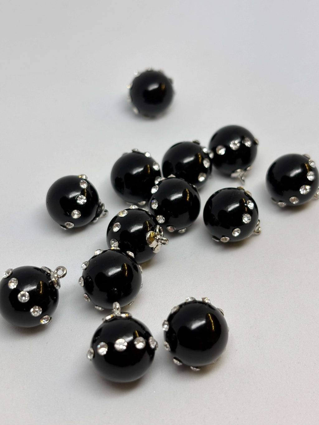 Button B8193 8-Color Pearl Shank Button 15-23mm