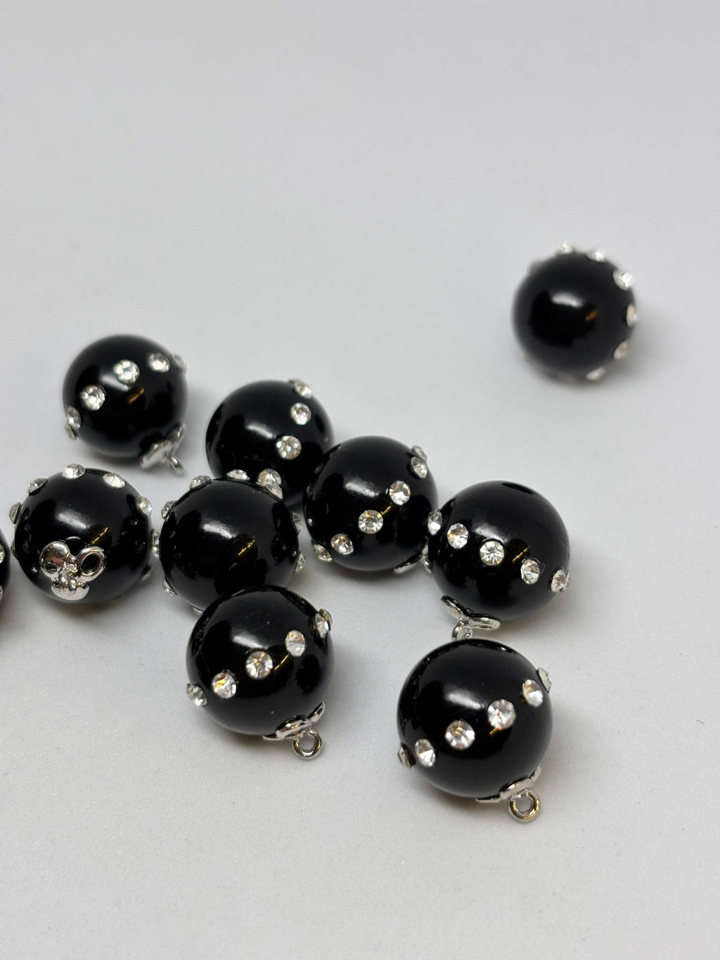 Button B8193 8-Color Pearl Shank Button 15-23mm