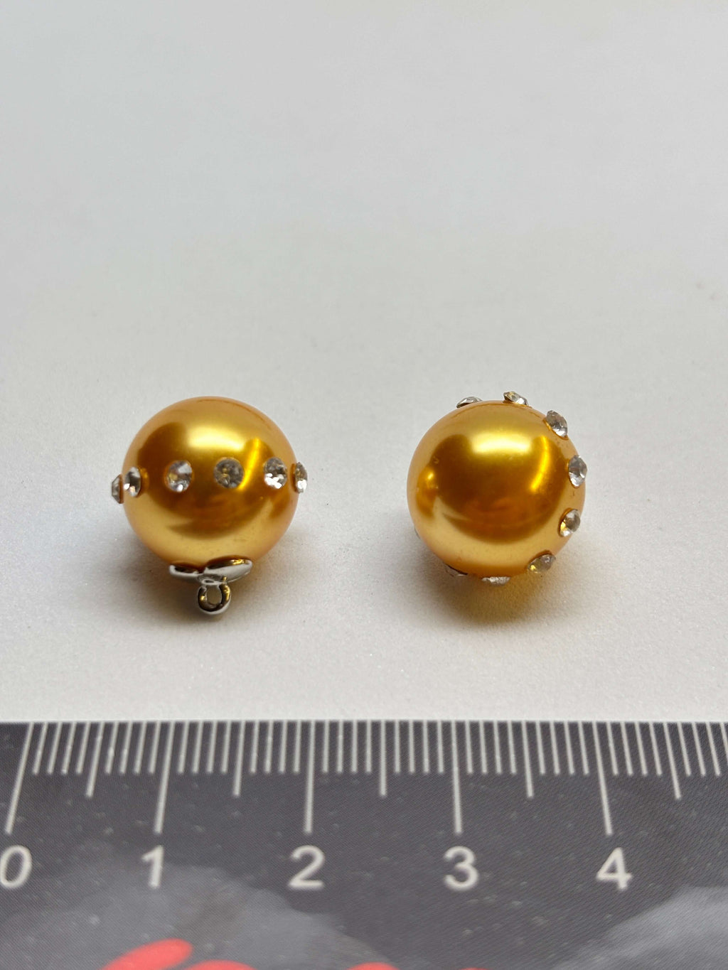 Button B8193 8-Color Pearl Shank Button 15-23mm