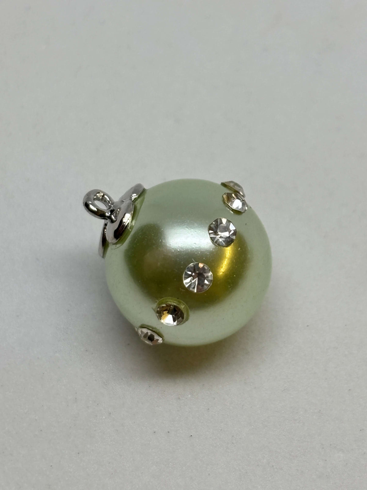 Button B8193 8-Color Pearl Shank Button 15-23mm