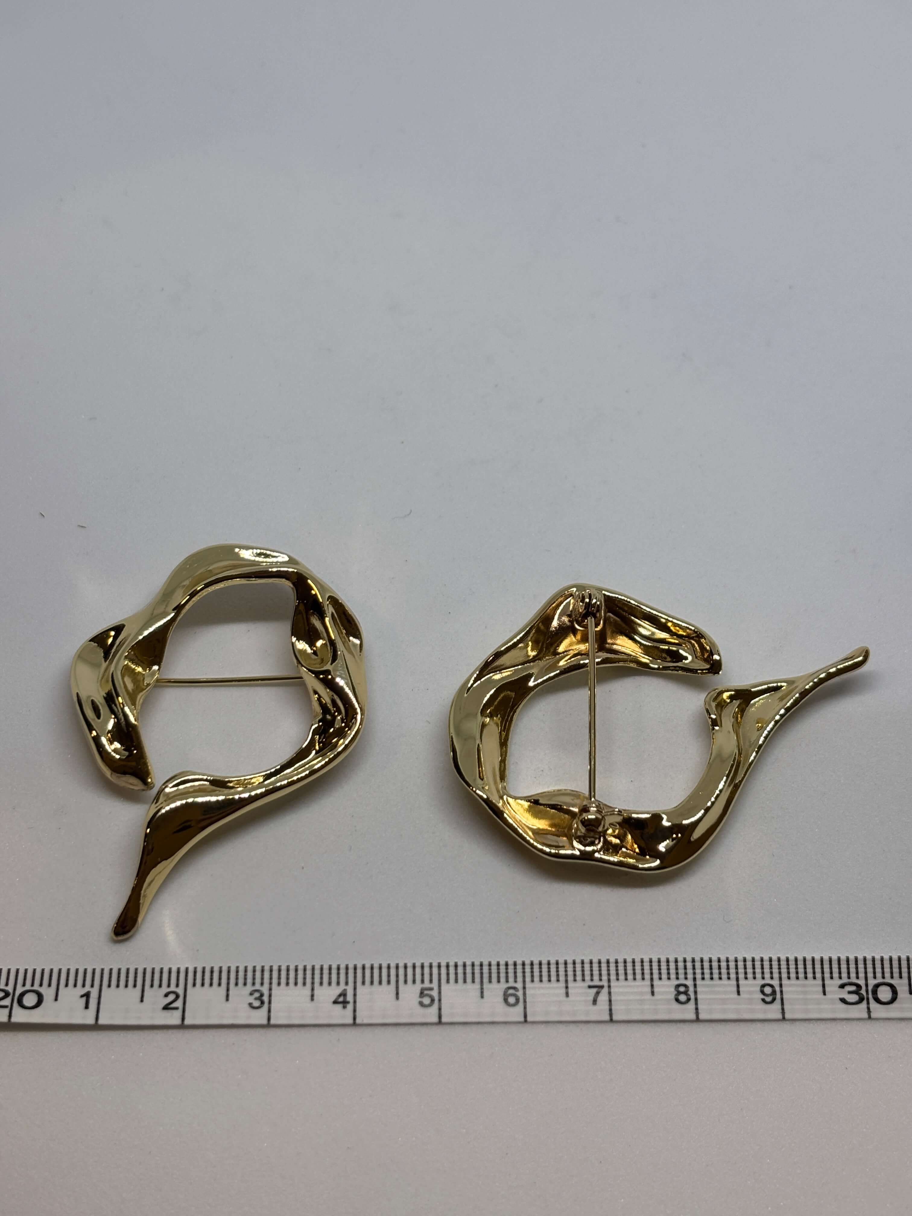 Brooch R6164 Nickel & Gold - Ring design - 4cm broche