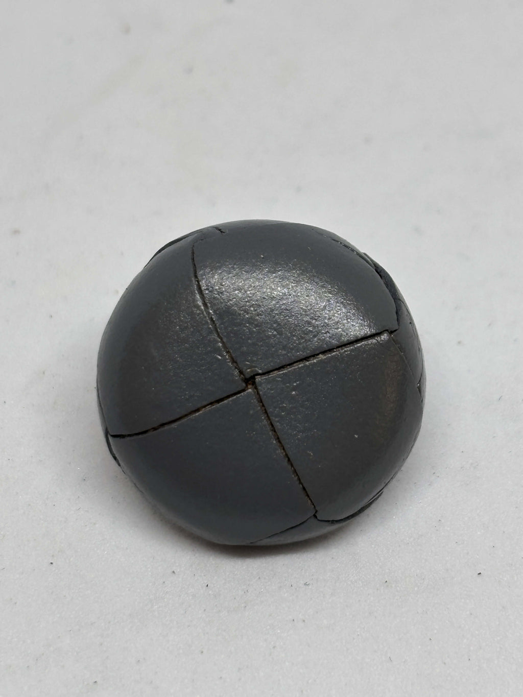 Button B1 Light Gray - Genuine Leather - 15mm, 20mm - Shank button botón