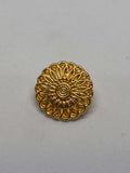 Botón Z066 de vástago oro de 15mm con filigrana ornada y acabado pulido para elegancia vintage. button