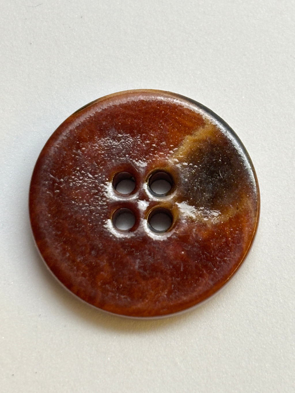 Button D606 Bronze Corozo 4-Hole Button 15-25mm