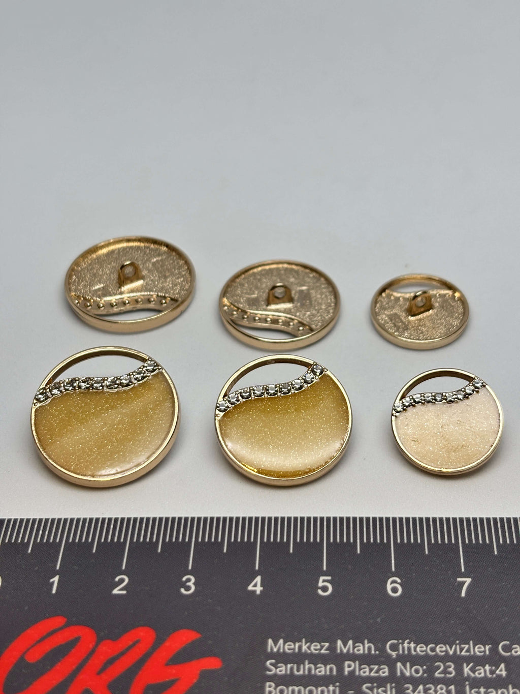 Button HF1827 Gold Metal Shank Button 23-25mm (36L-40L)