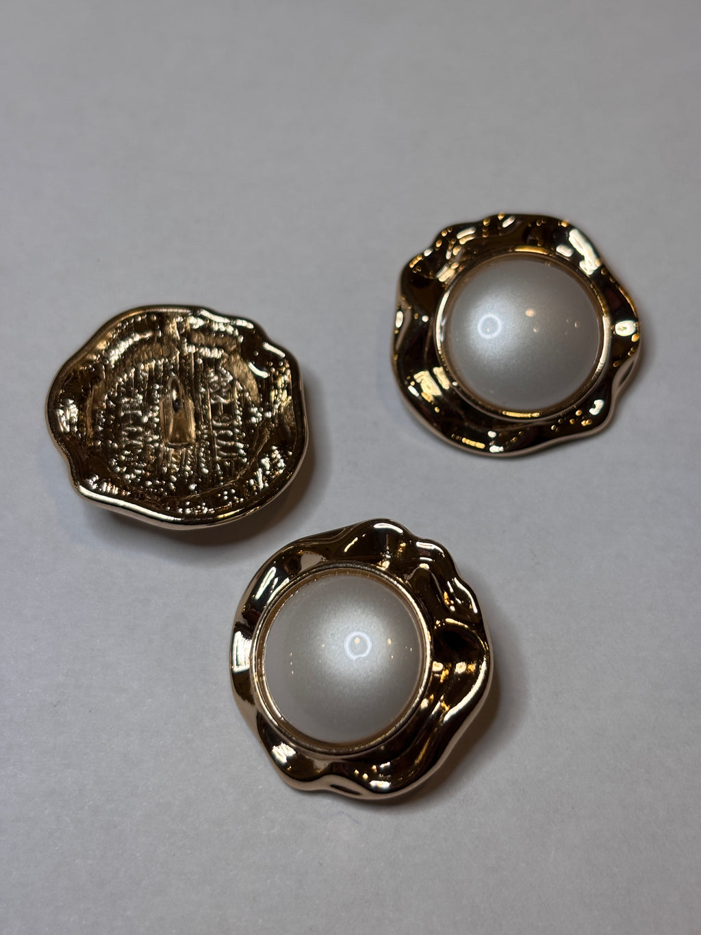 Button XTB7716 - 23mm (36") - Shank button boton