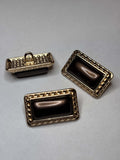 Button B7899 - 23mm (36") metal shank button in gold and brown color, perfect for crafts and clothing. botón
