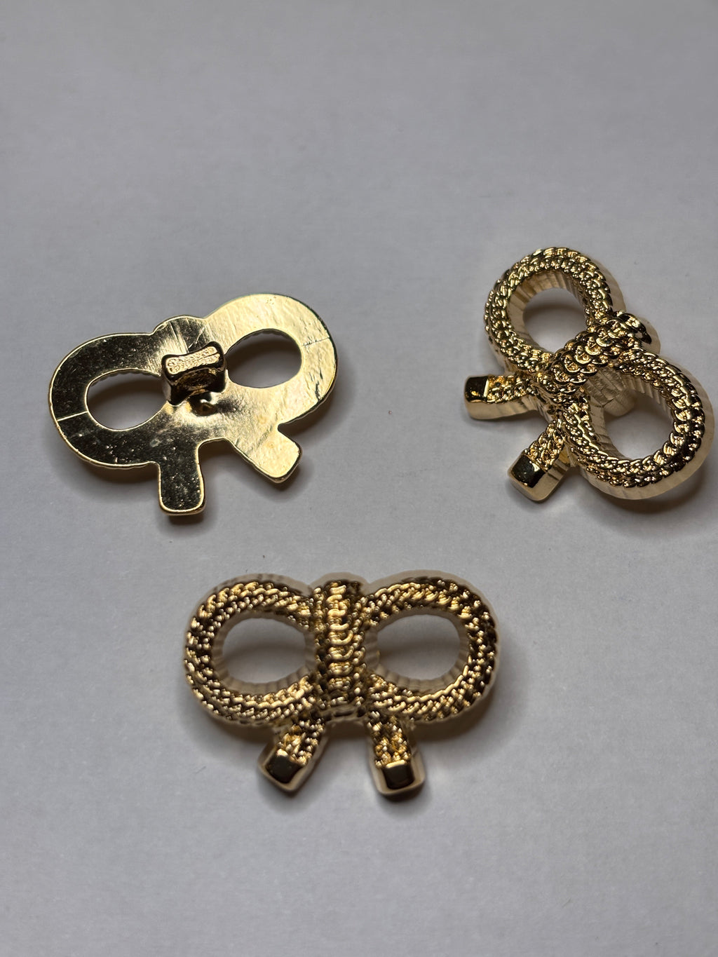 Button B8274 - 23mm (36") - Shank button boton