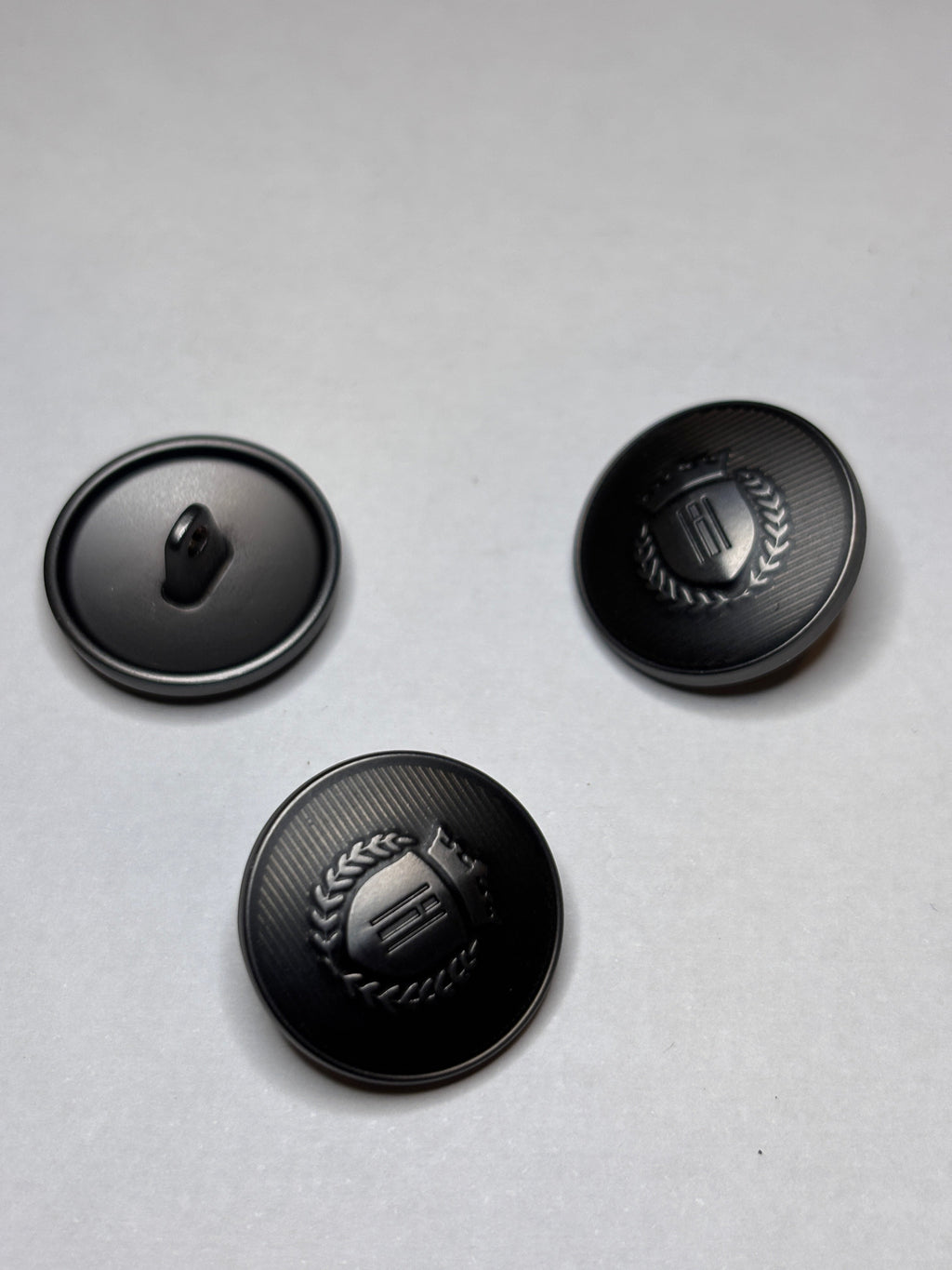 Button M52325 - 15mm (24"), 20mm (32") - Shank button boton