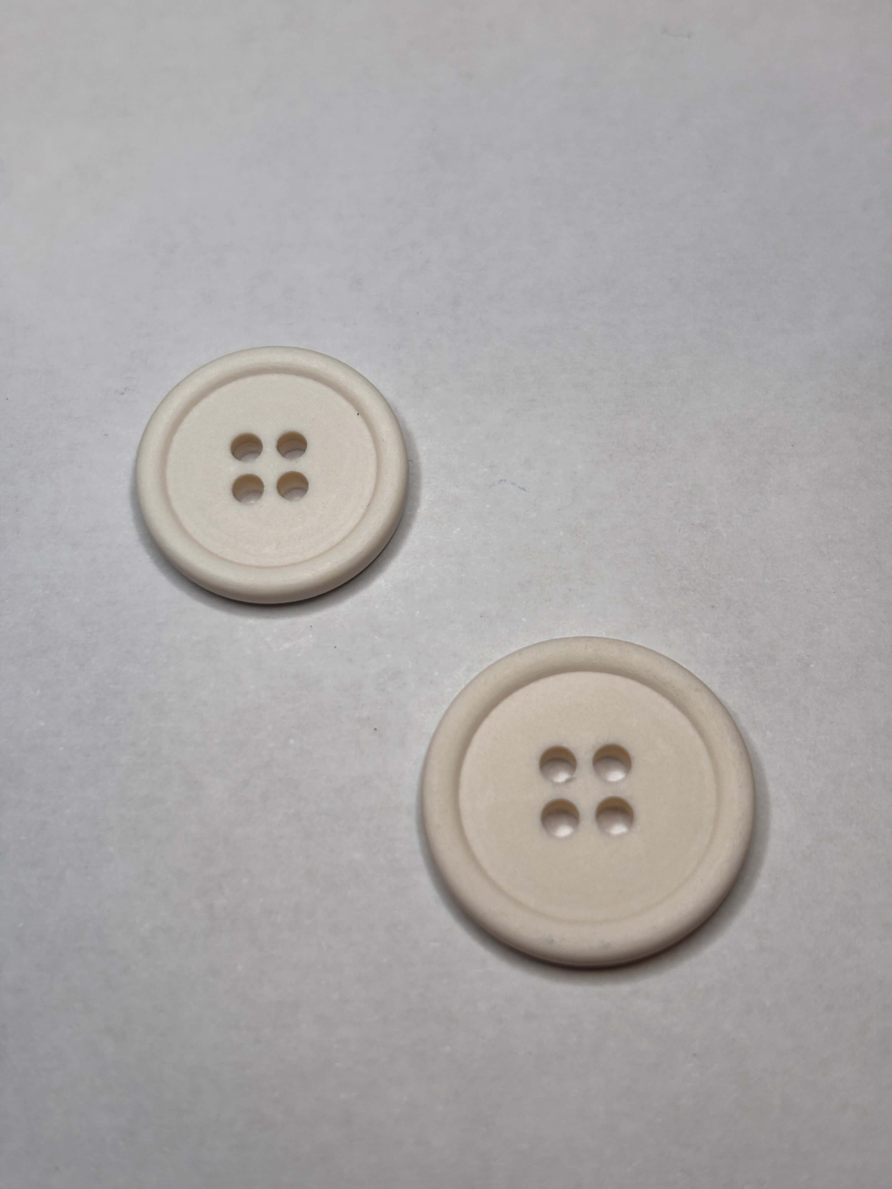 Button 463EU - Cotton - 18mm 23mm - 4 holes boton