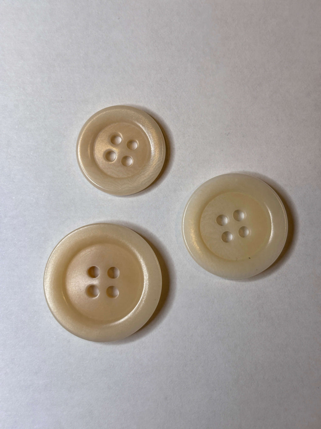 Button D1186 - Corozo - 18mm 20mm 23mm - 4 holes boton