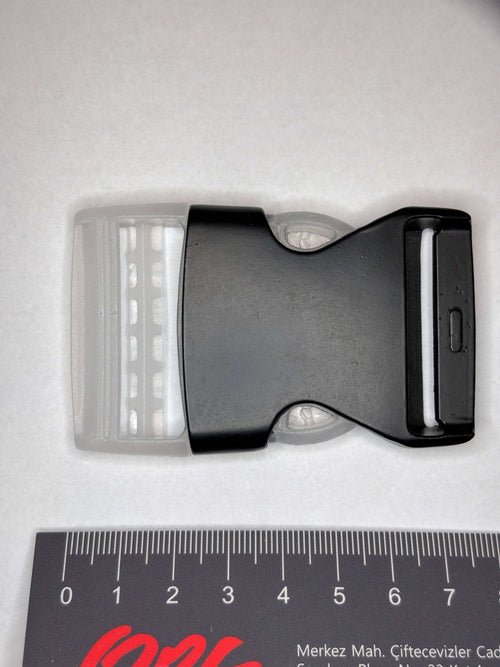 Belt buckle Y90087 in black, 40 mm metal design hebilla