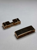 R 2929 Buckle in gold color, showcasing its sleek design and quality craftsmanship. Hebilla