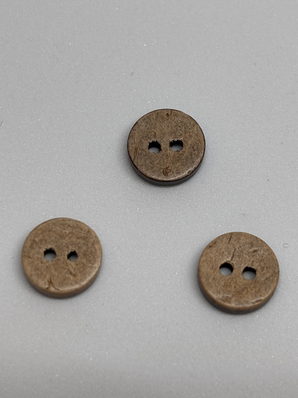 Button NH28 - 9mm 11mm - 2 holes boton