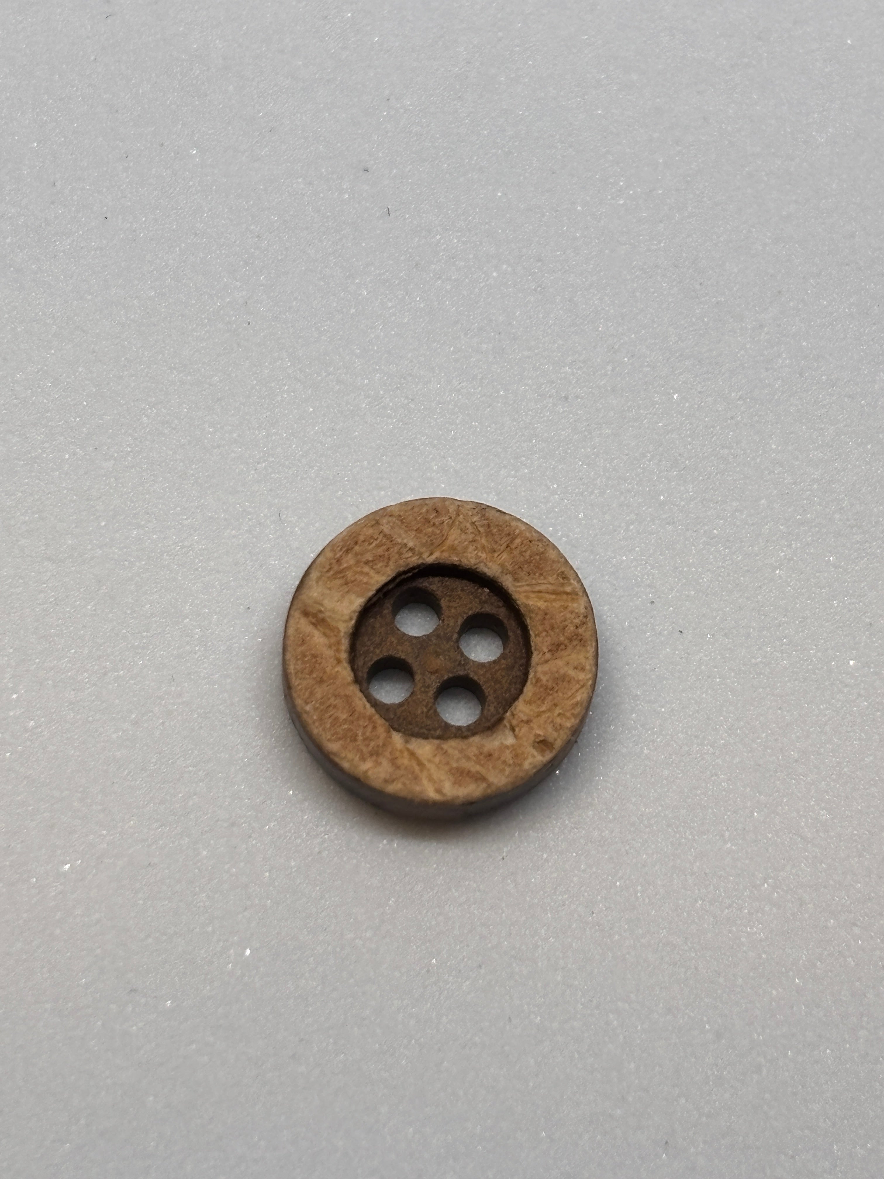 Button NH17 - 9mm 10mm 11mm - 4 holes boton