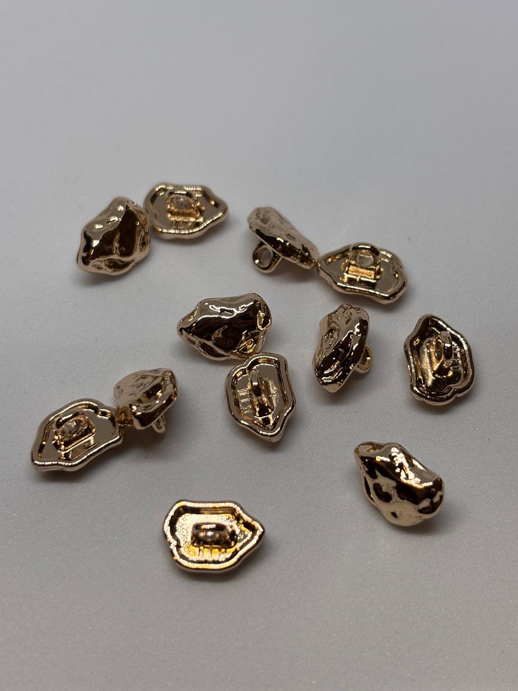 Button B7984 - 10mm - Shank button boton de pie