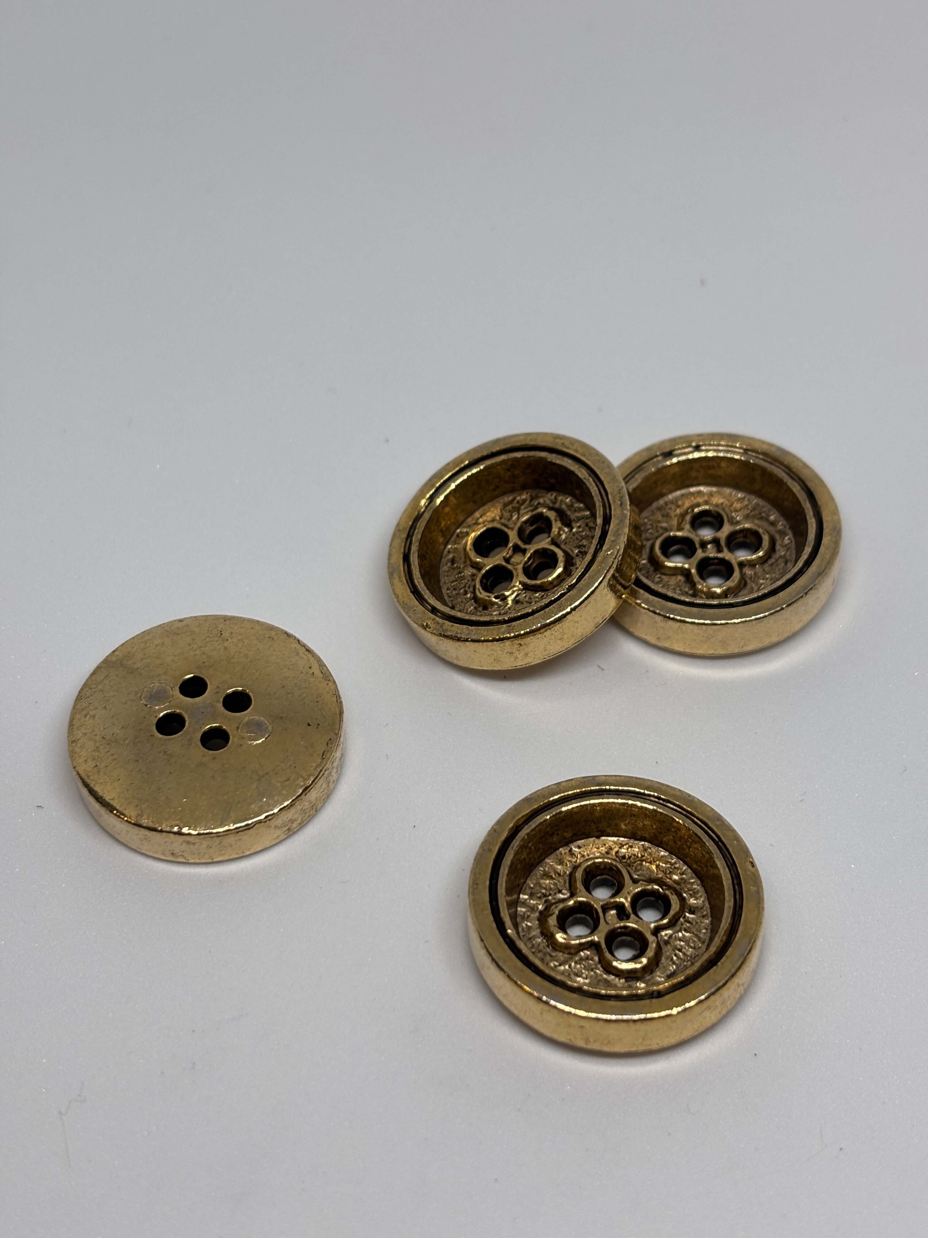 Button Z669 - 28mm - Shank button boton de pie