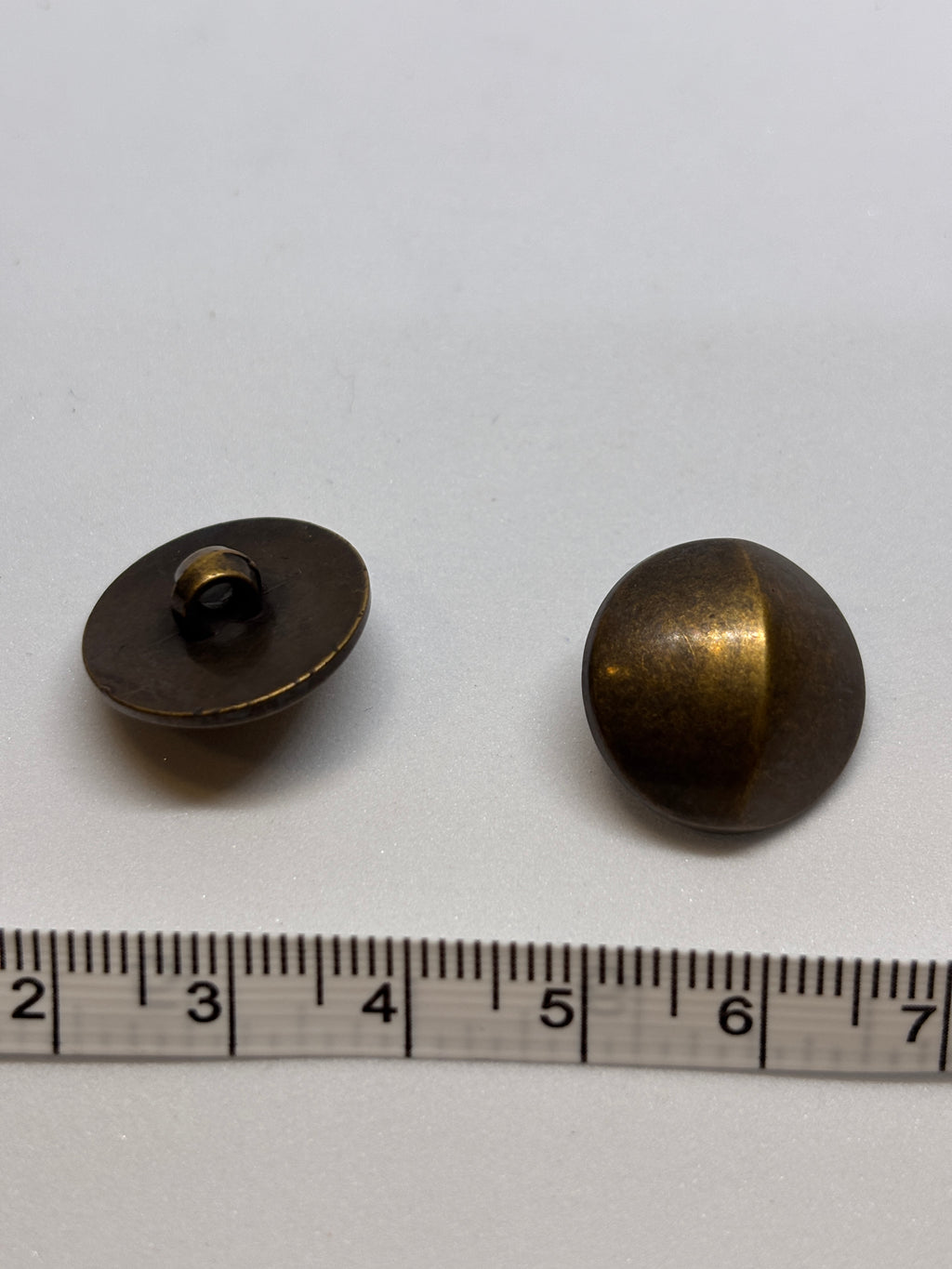 Button B4958 - 18mm - Shank button botón de pie