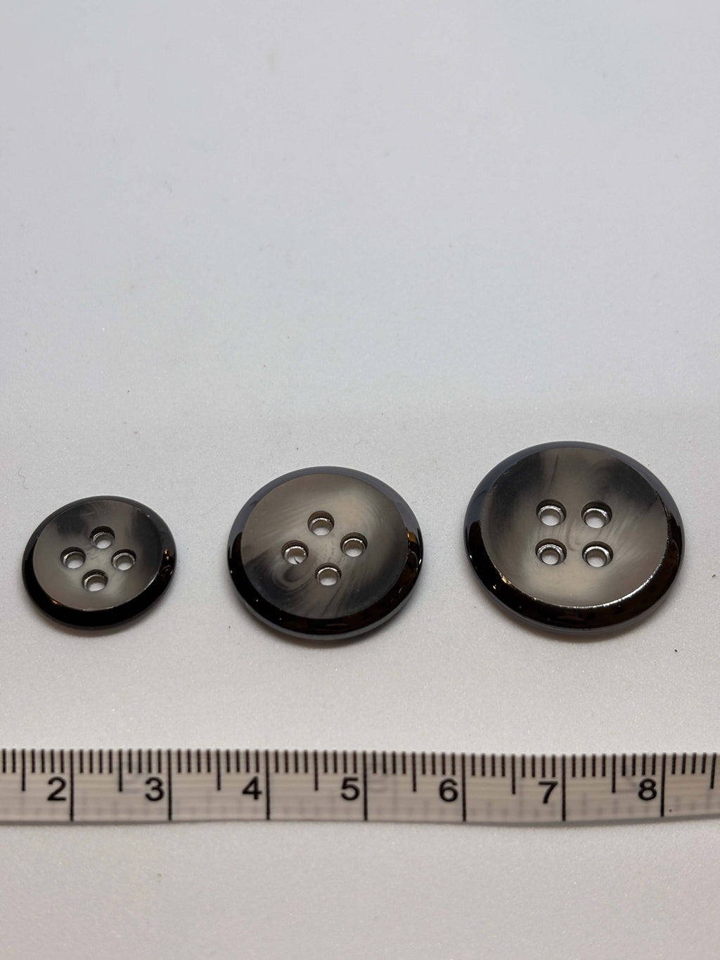 Button P58060/Nickel - 18mm 23mm 25mm - 4 holes 4 agujeros
