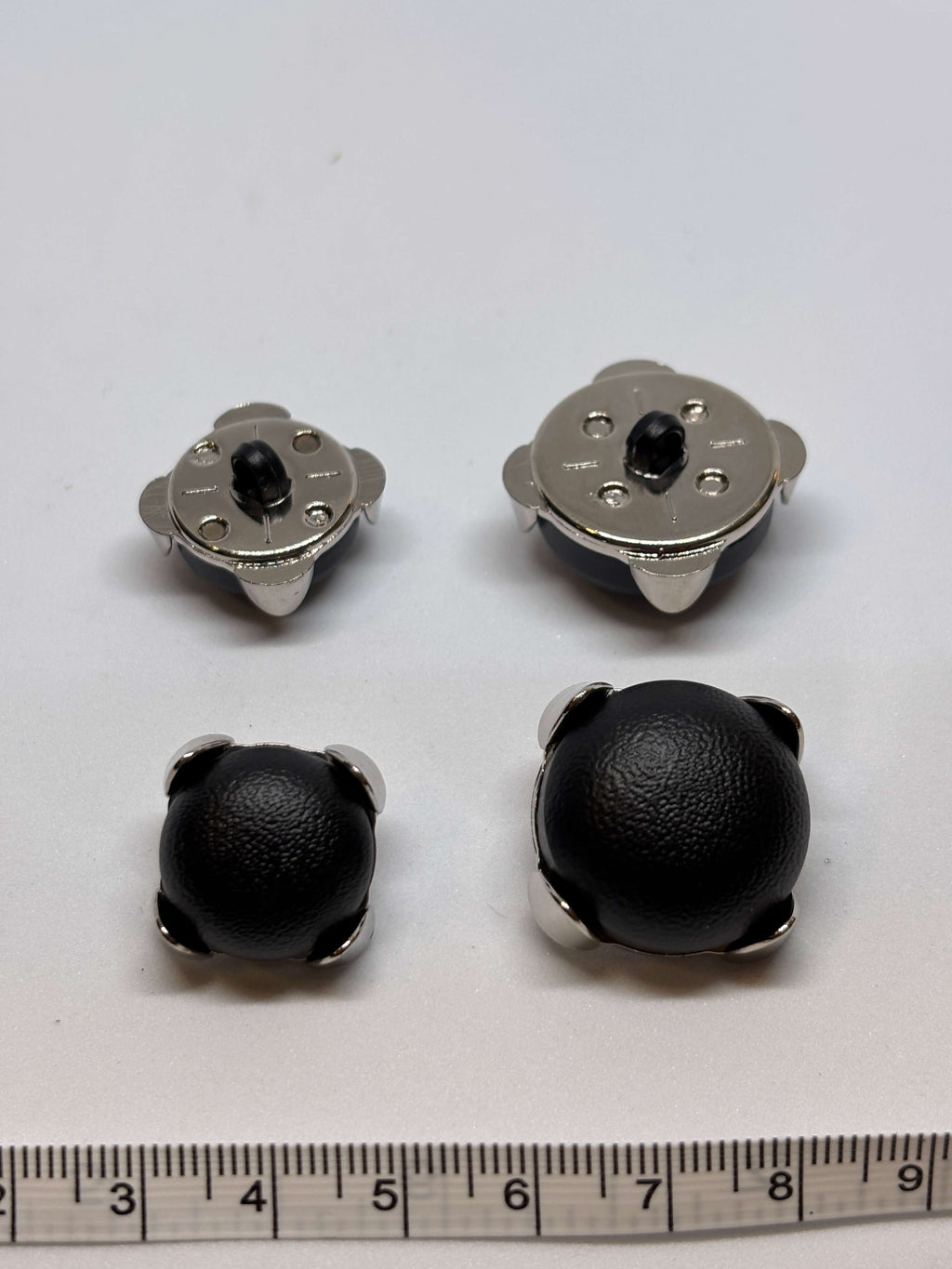 Button B6235 - 18mm 23mm - Shank button boton de pie