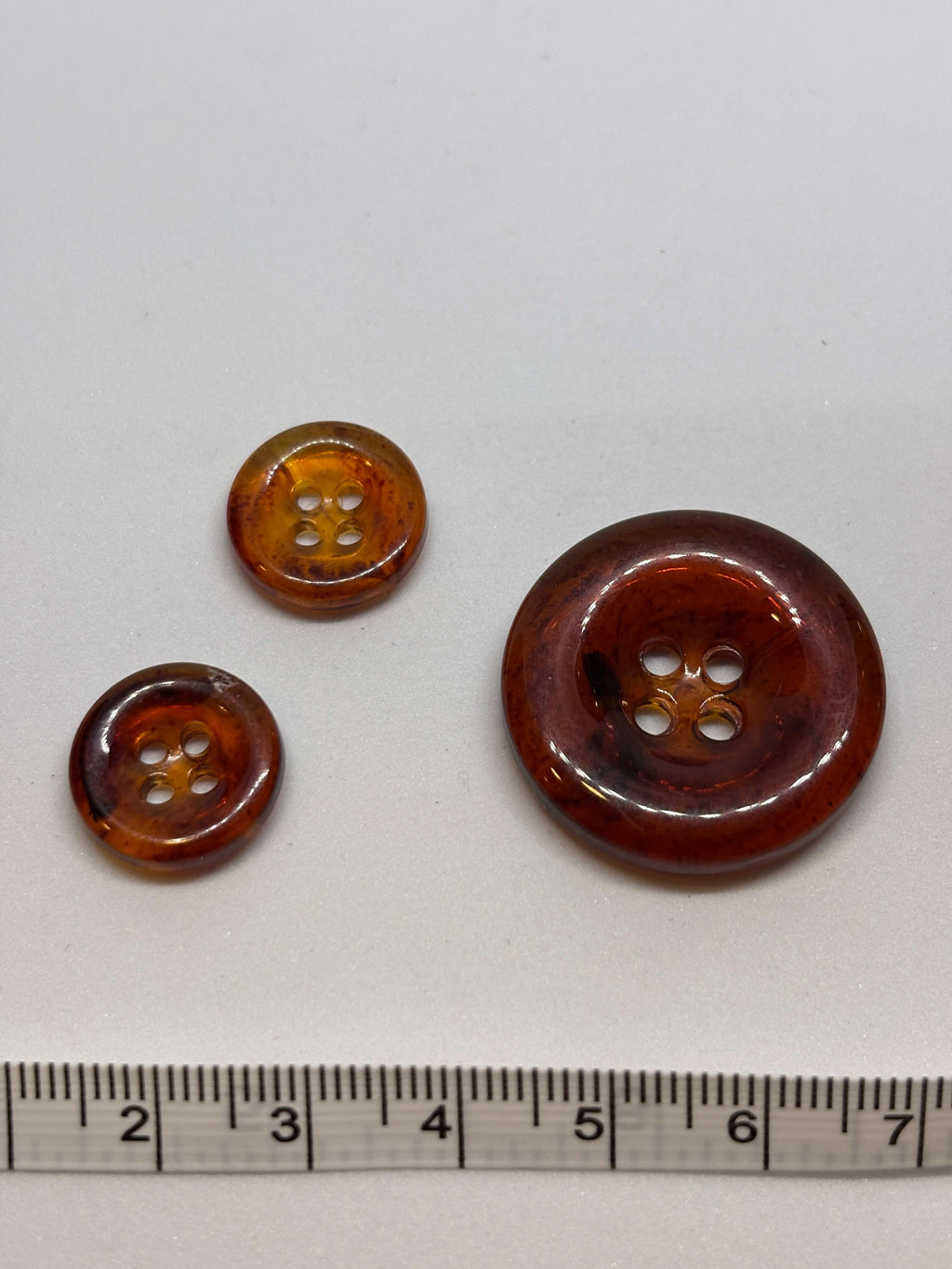 Button B3270 - 15mm 28mm - 4 holes 4 agujeros