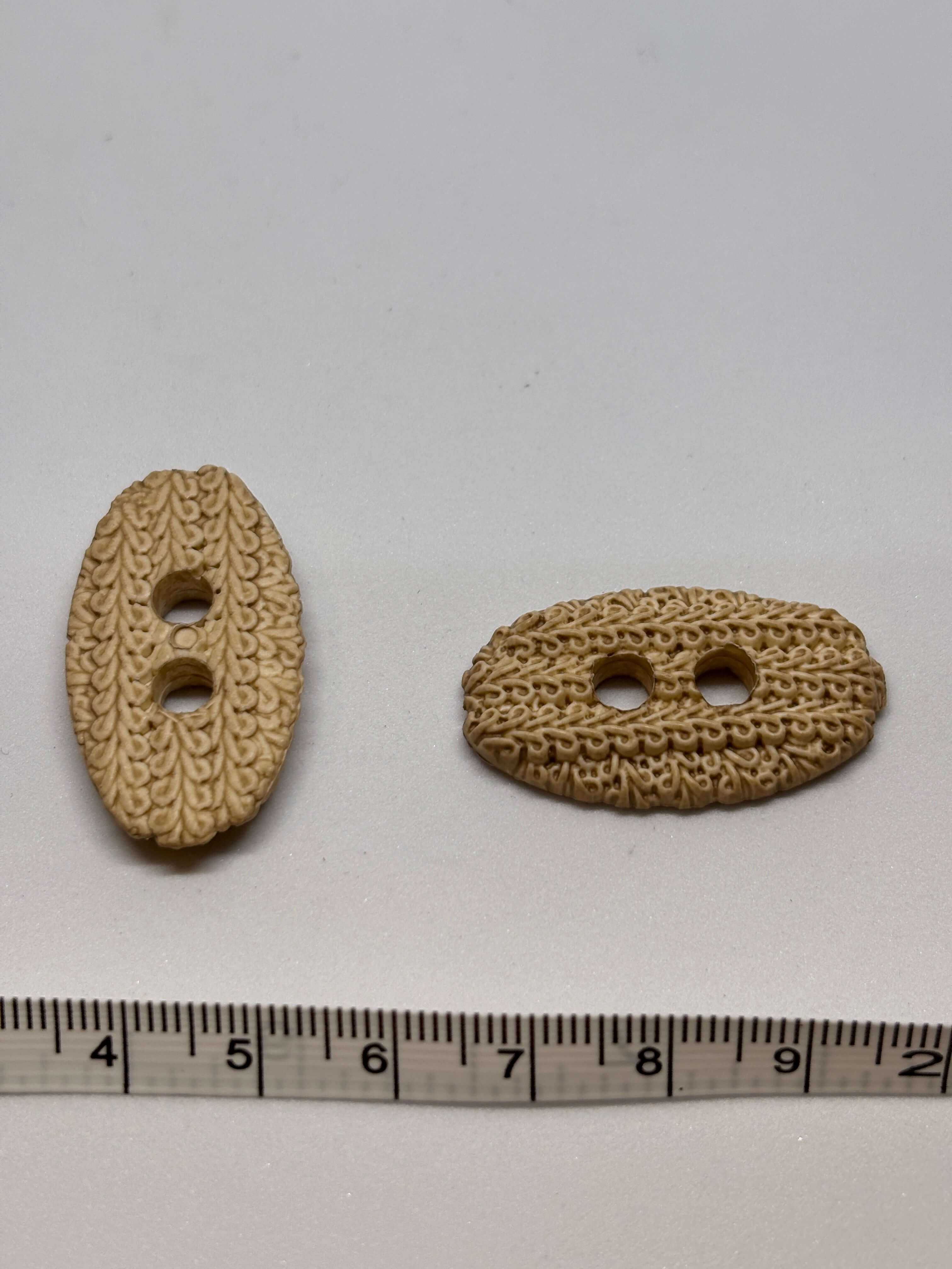 Button B5879 - 22mm - 2 hole button 2 agujeros