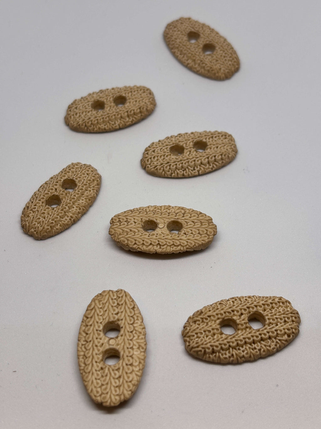 Button B5879 - 22mm - 2 hole button 2 agujeros