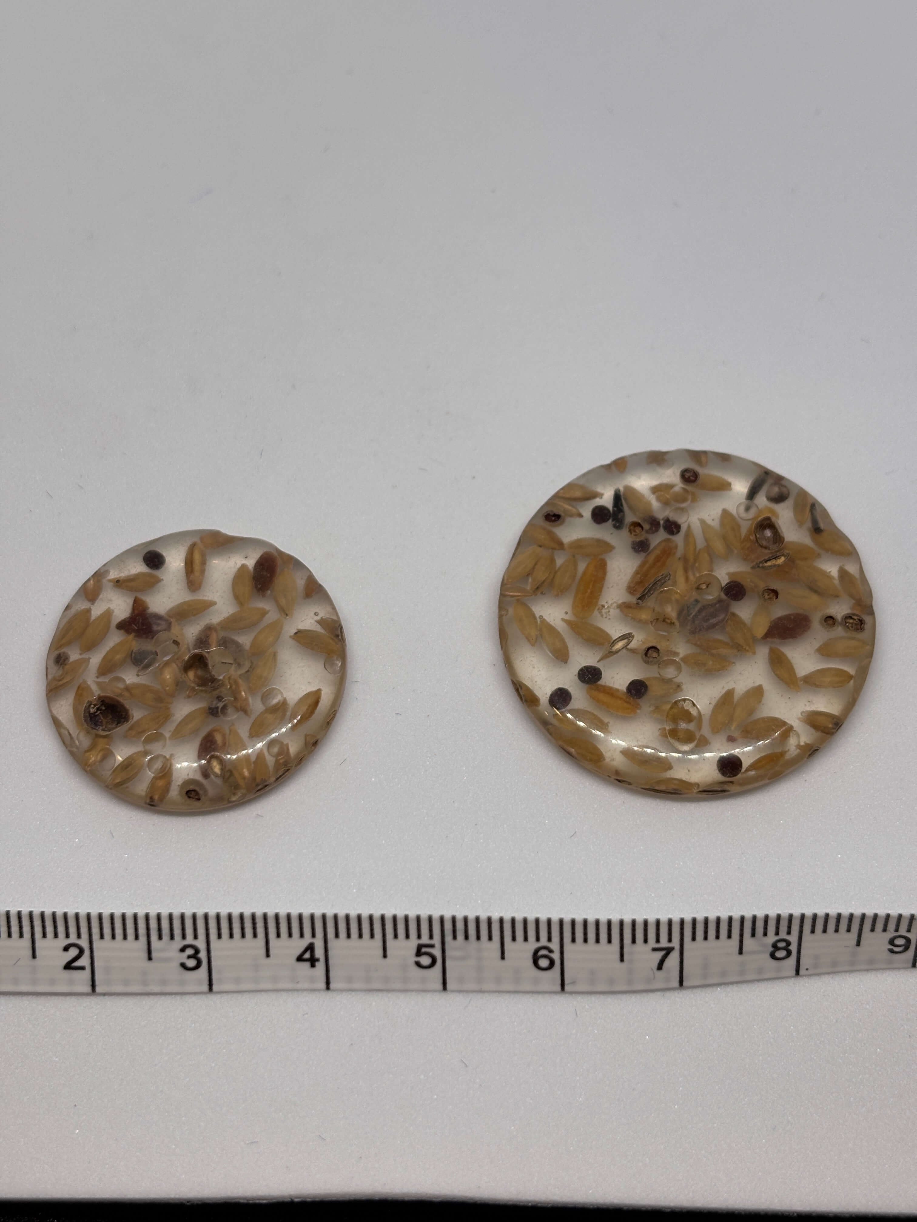 Button P17 - 28mm 34mm - 2 holes  2 agujeros