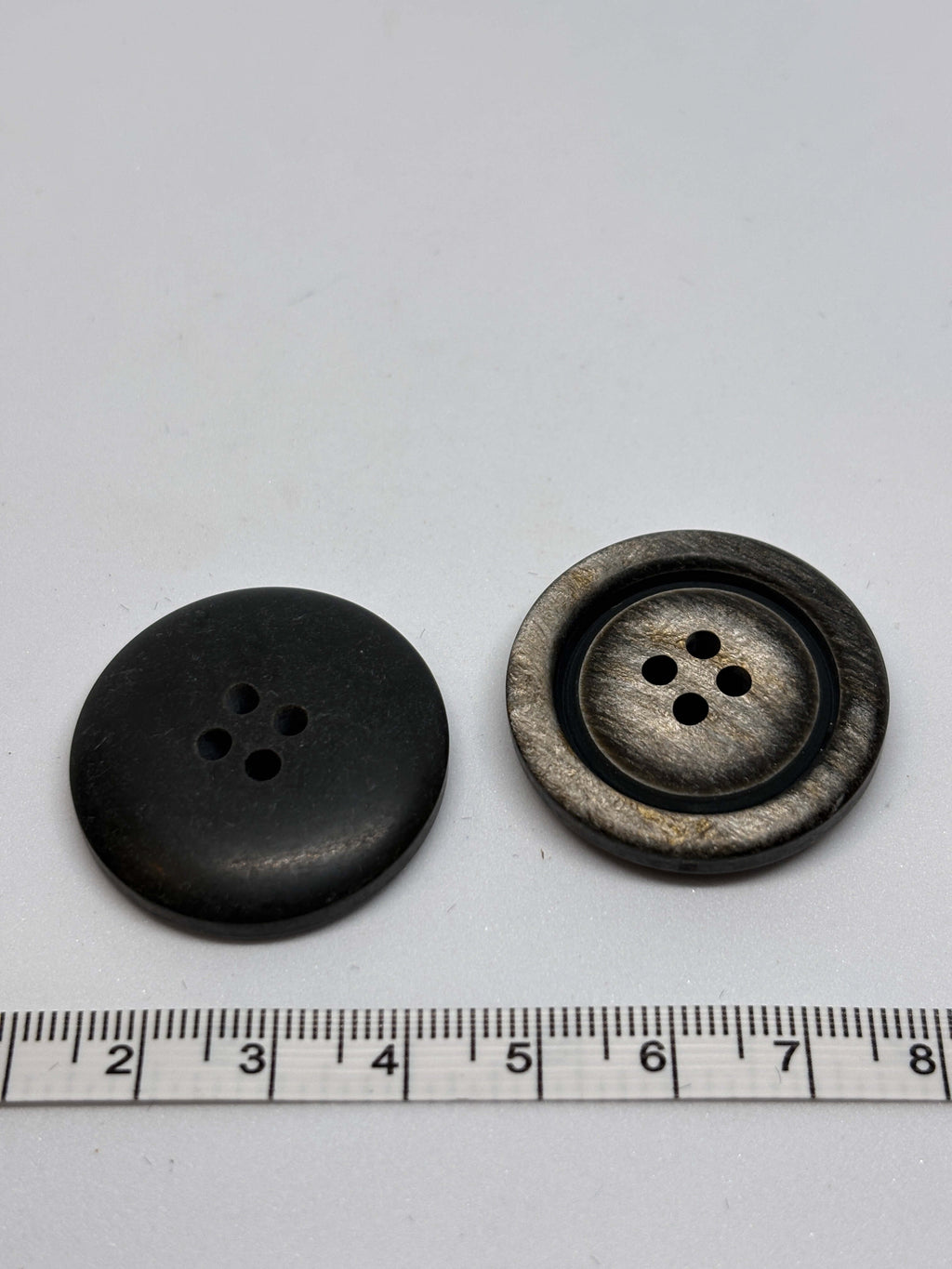 Button P51894 - 30mm - 4-hole button 4 agujeros