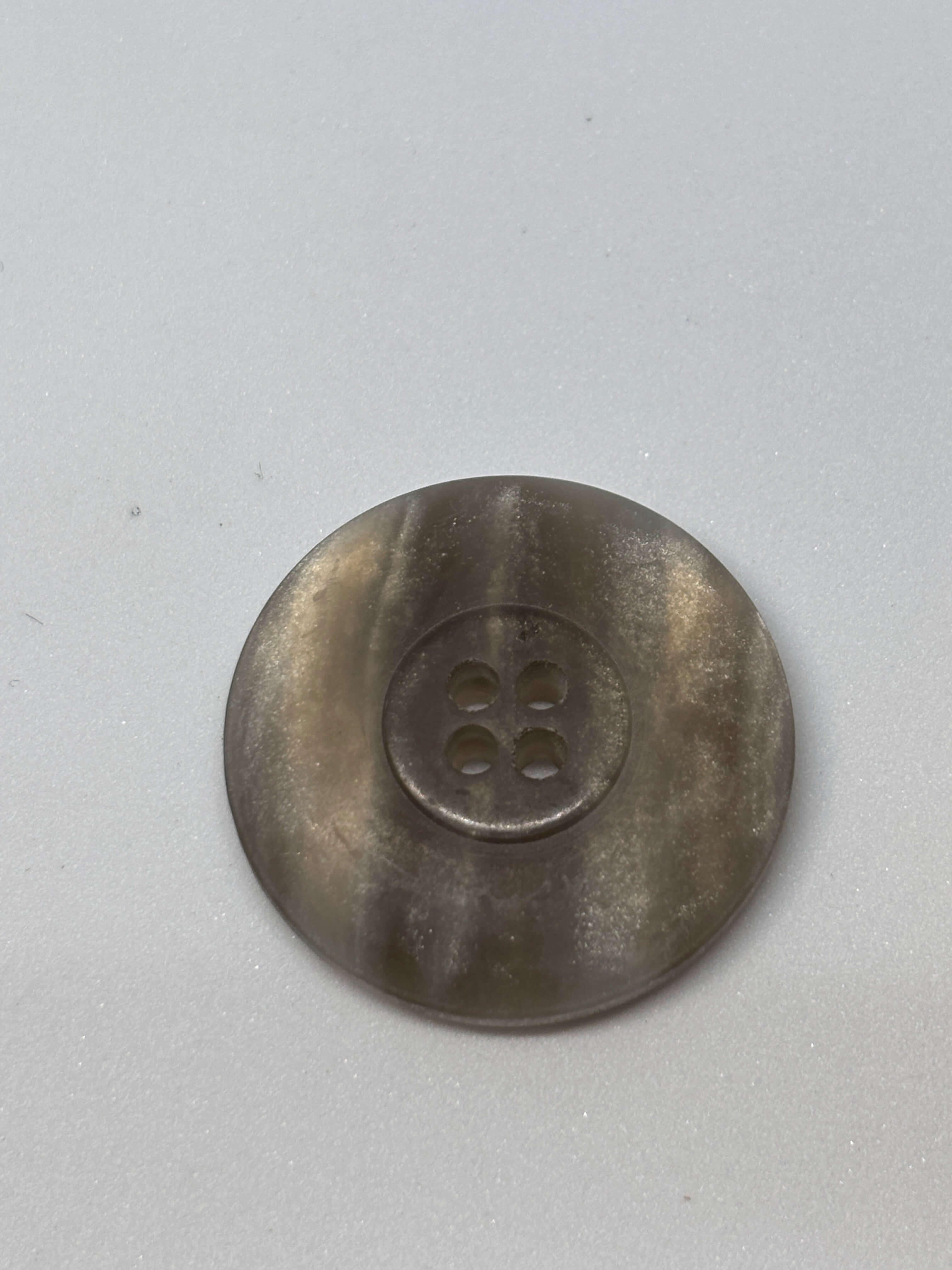 Button P52113 -18mm 25mm - 4 holes 4 agujeros