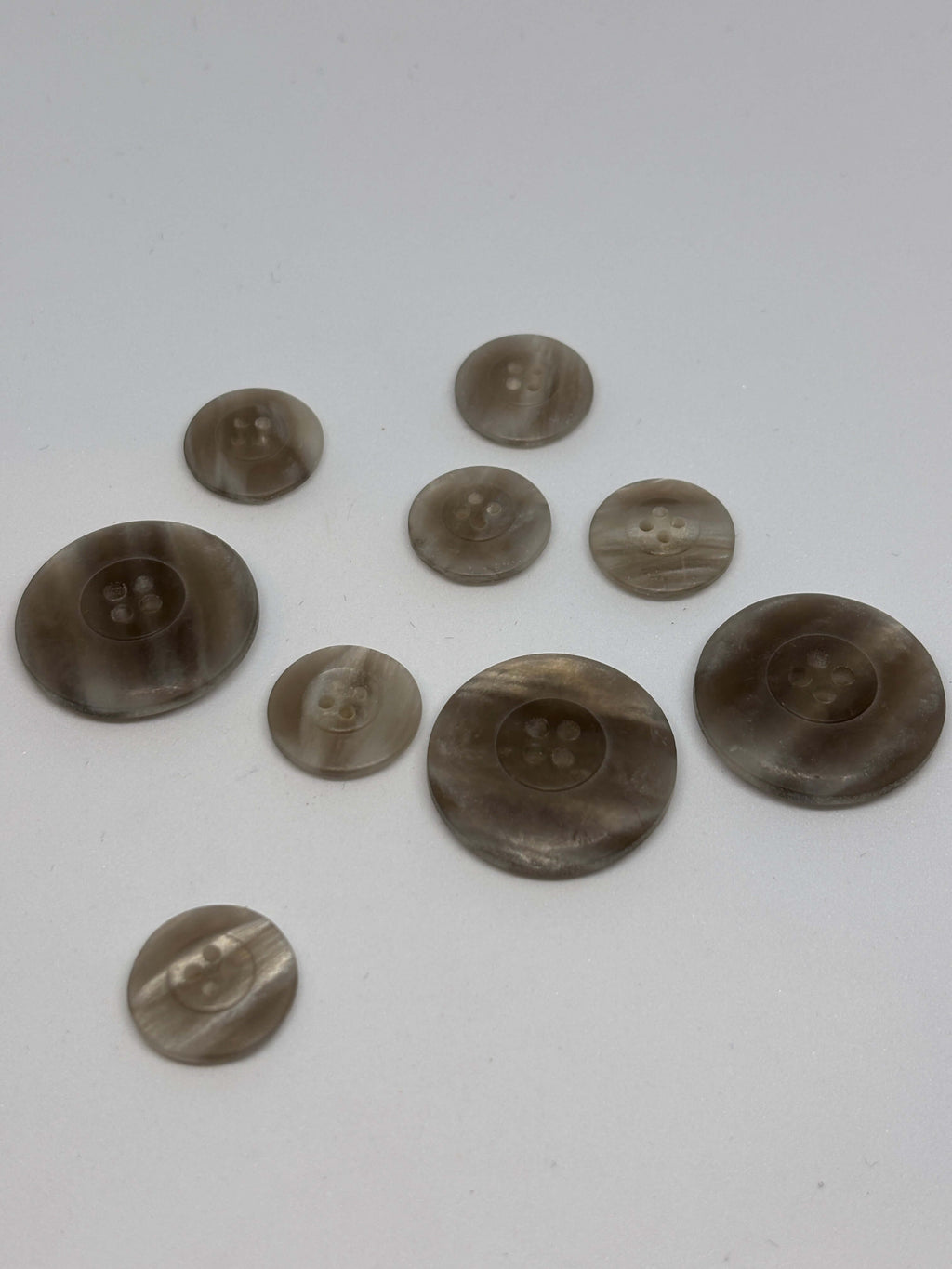 Button P52113 -18mm 25mm - 4 holes 4 agujeros