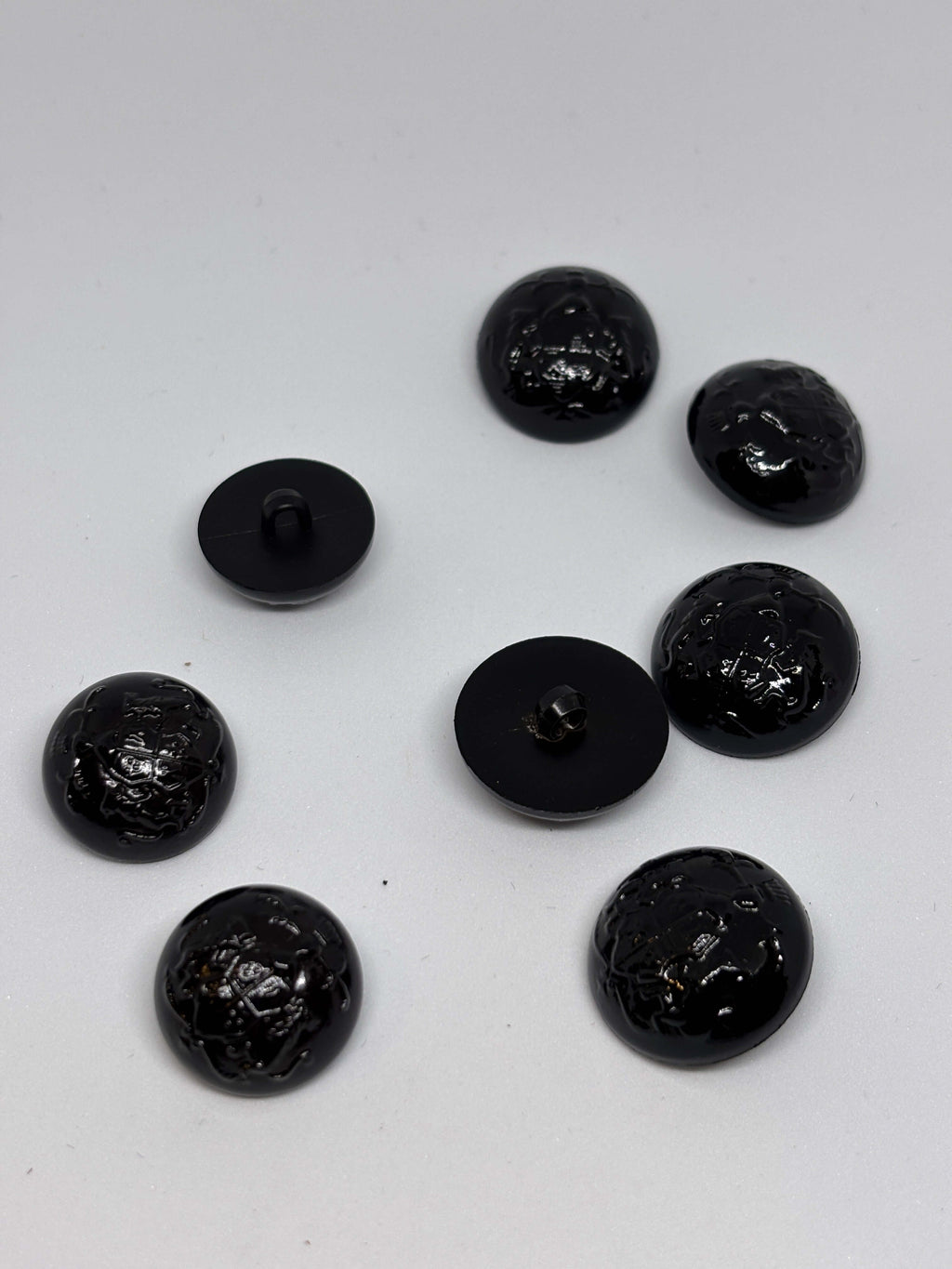 Button B2793 - 20mm 23mm - shank button boton de pie