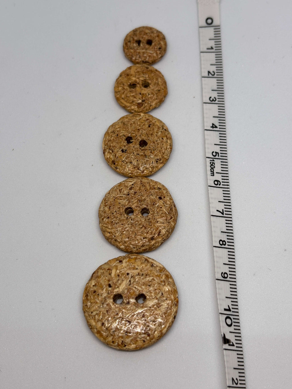 Button L3188 - 15, 18, 23, 25, 28 mm - 2 holes 2 agujeros