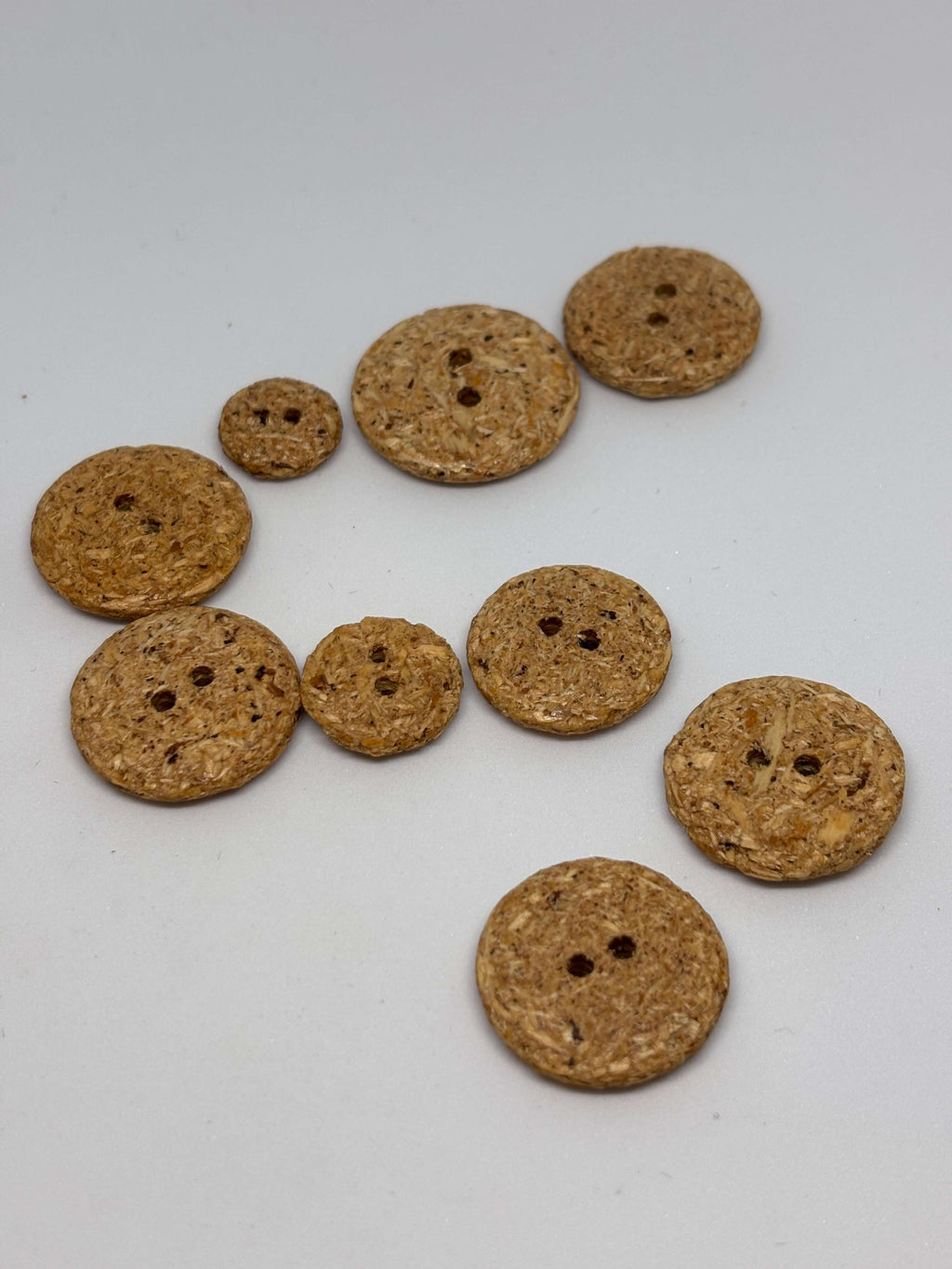 Button L3188 - 15, 18, 23, 25, 28 mm - 2 holes 2 agujeros