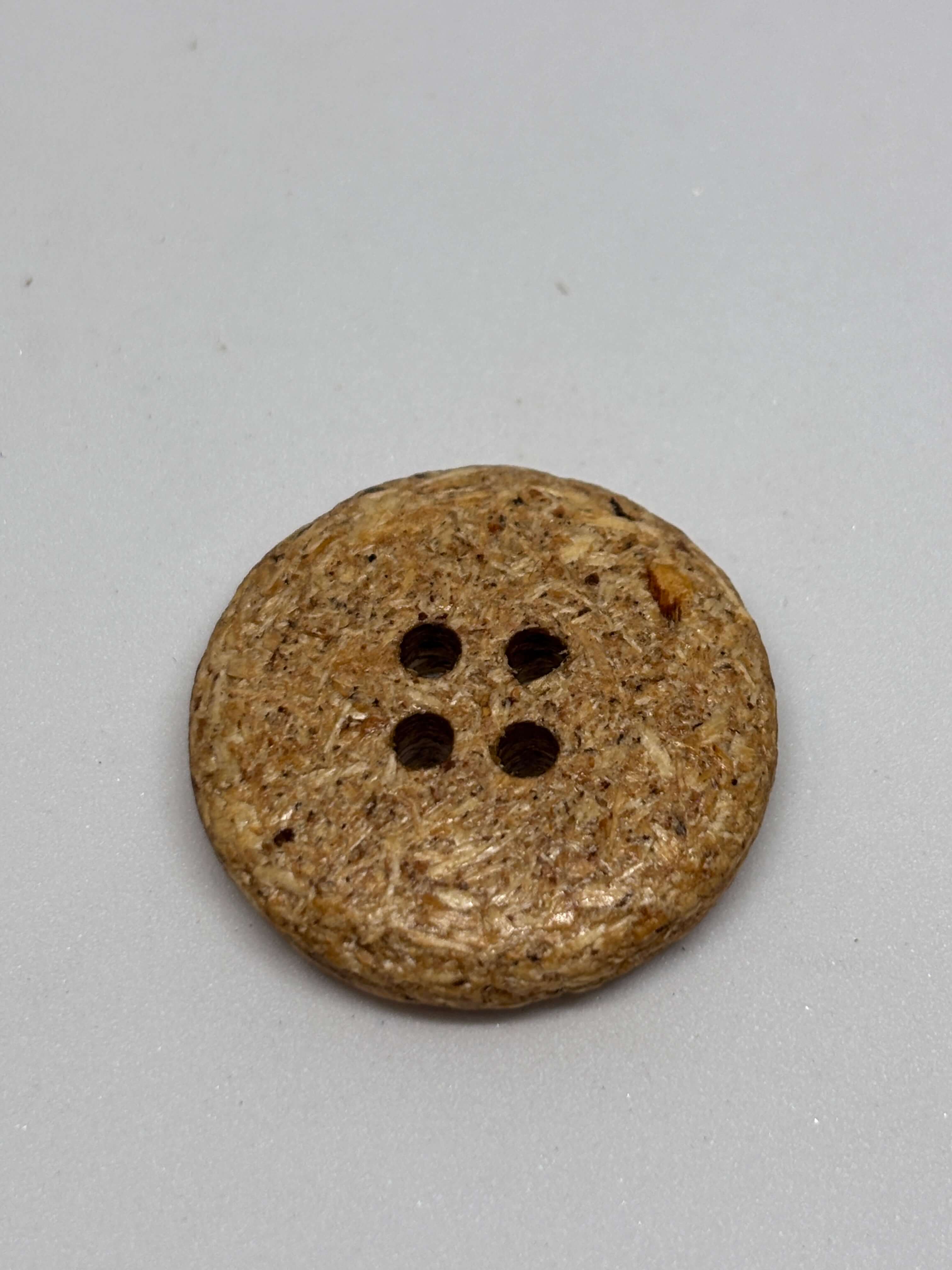 Button L1228 - 23mm 25mm - 4 holes 4 agujeros