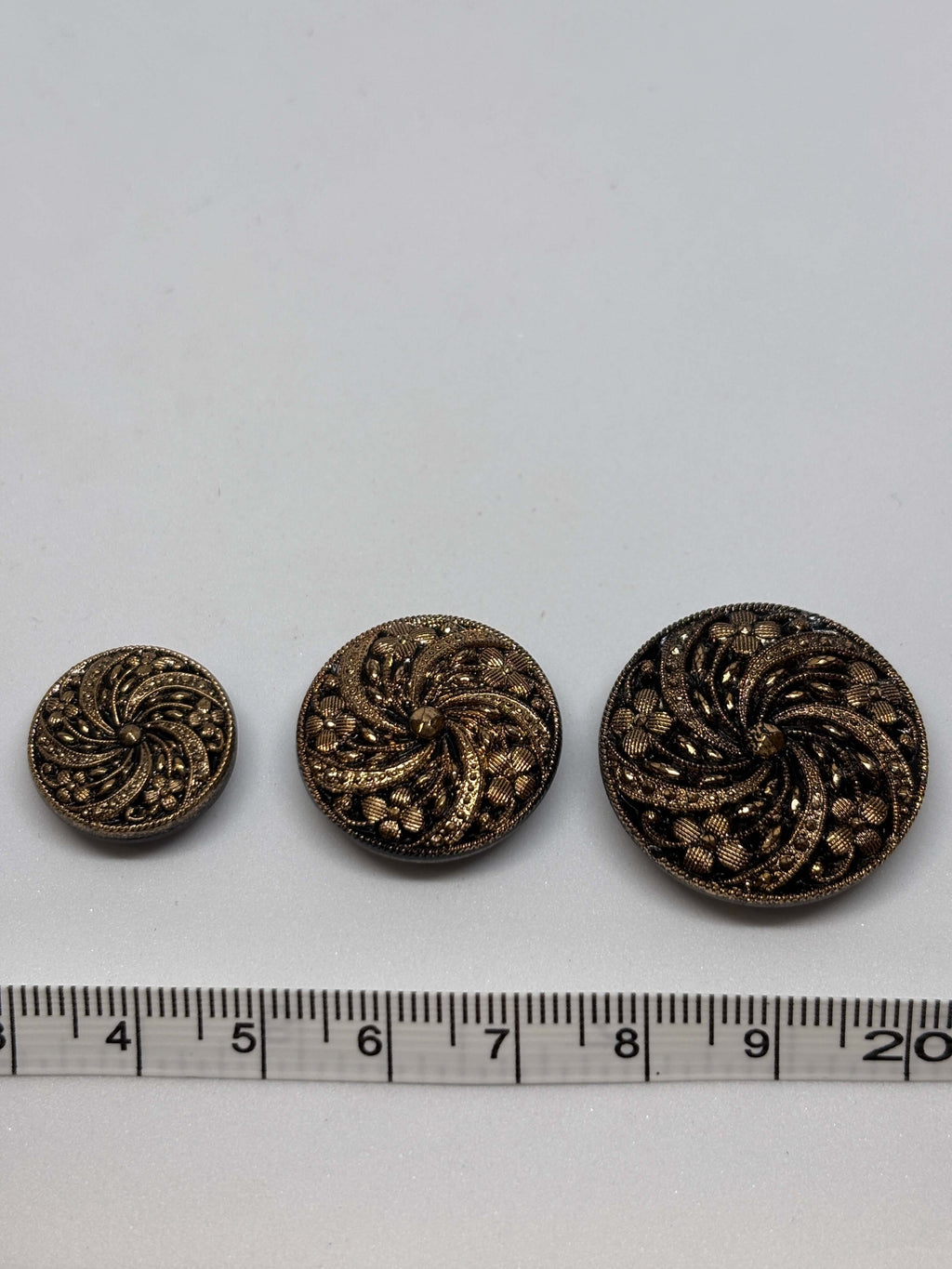 Button 13466 - 18mm 23mm 28mm Shank button boton de pie