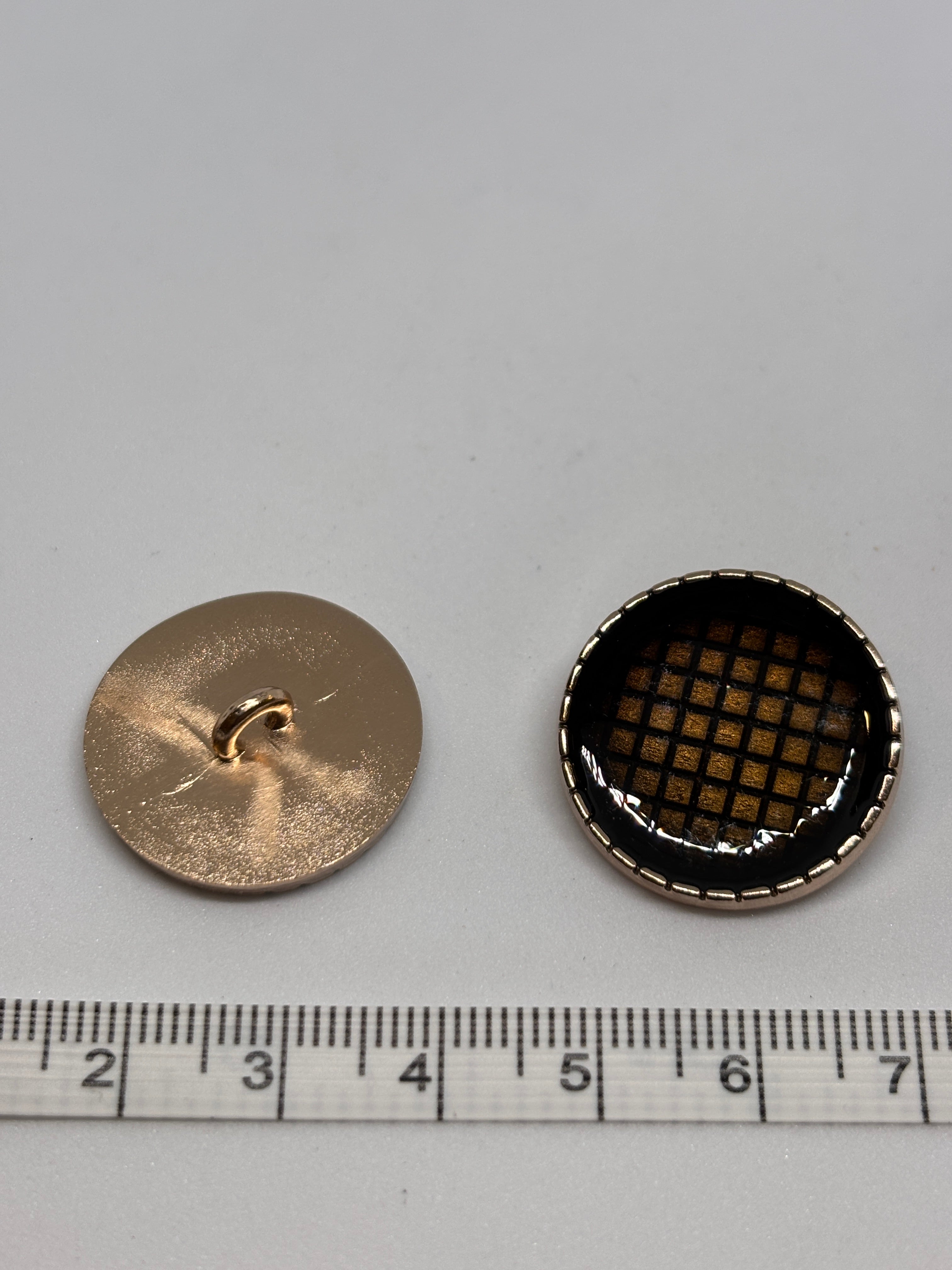 Button B55227 - 23mm (36") - Shank button boton