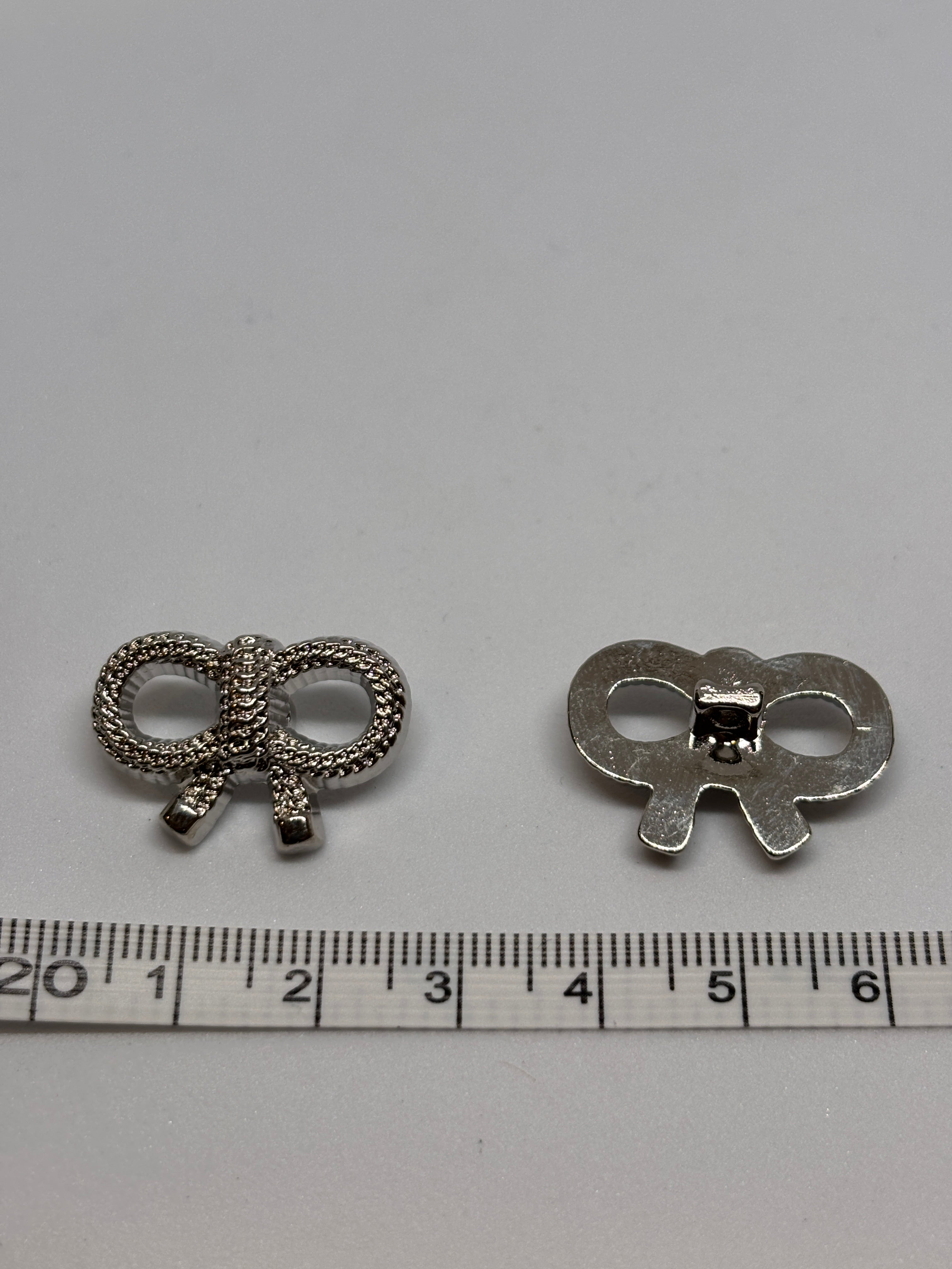 Button B8274 - 23mm (36") - Shank button boton