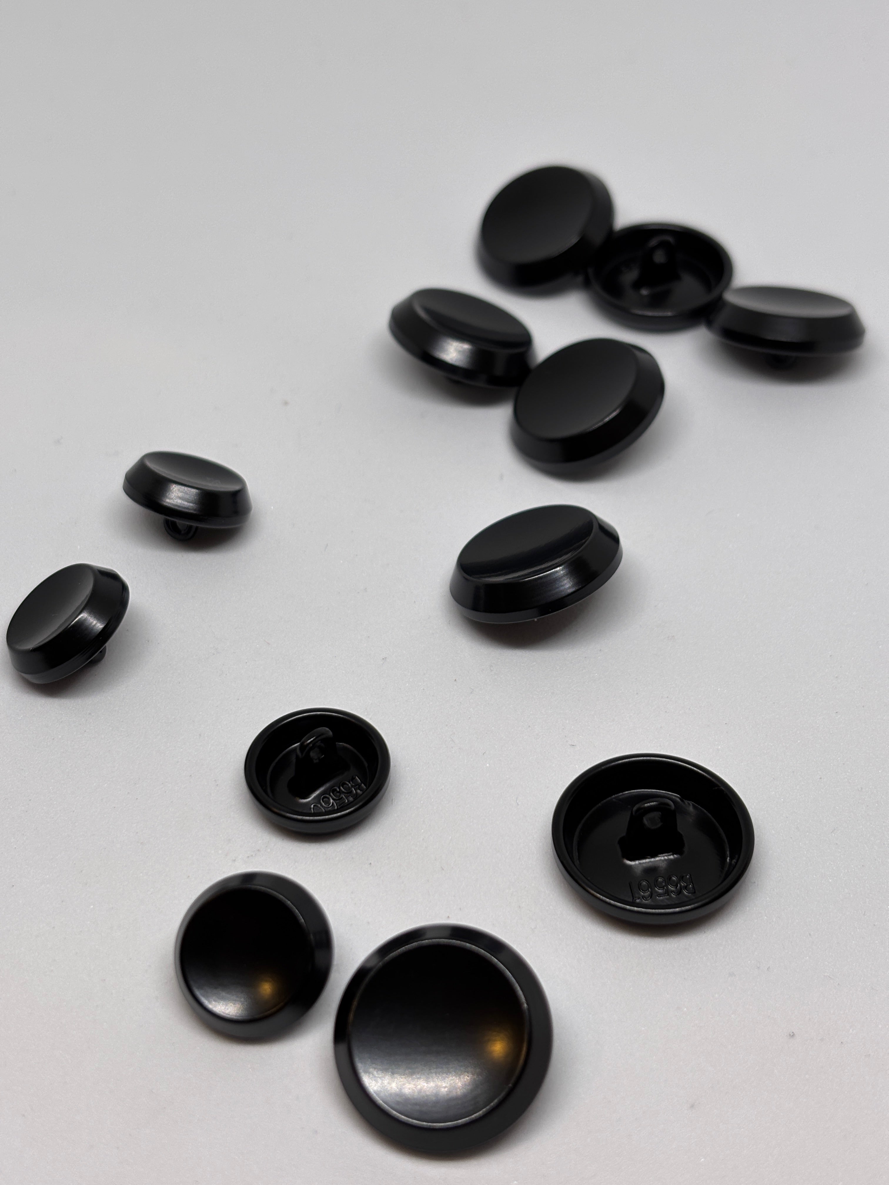 Button B6515 - 15mm (24"), 20mm (32") - Shank button boton