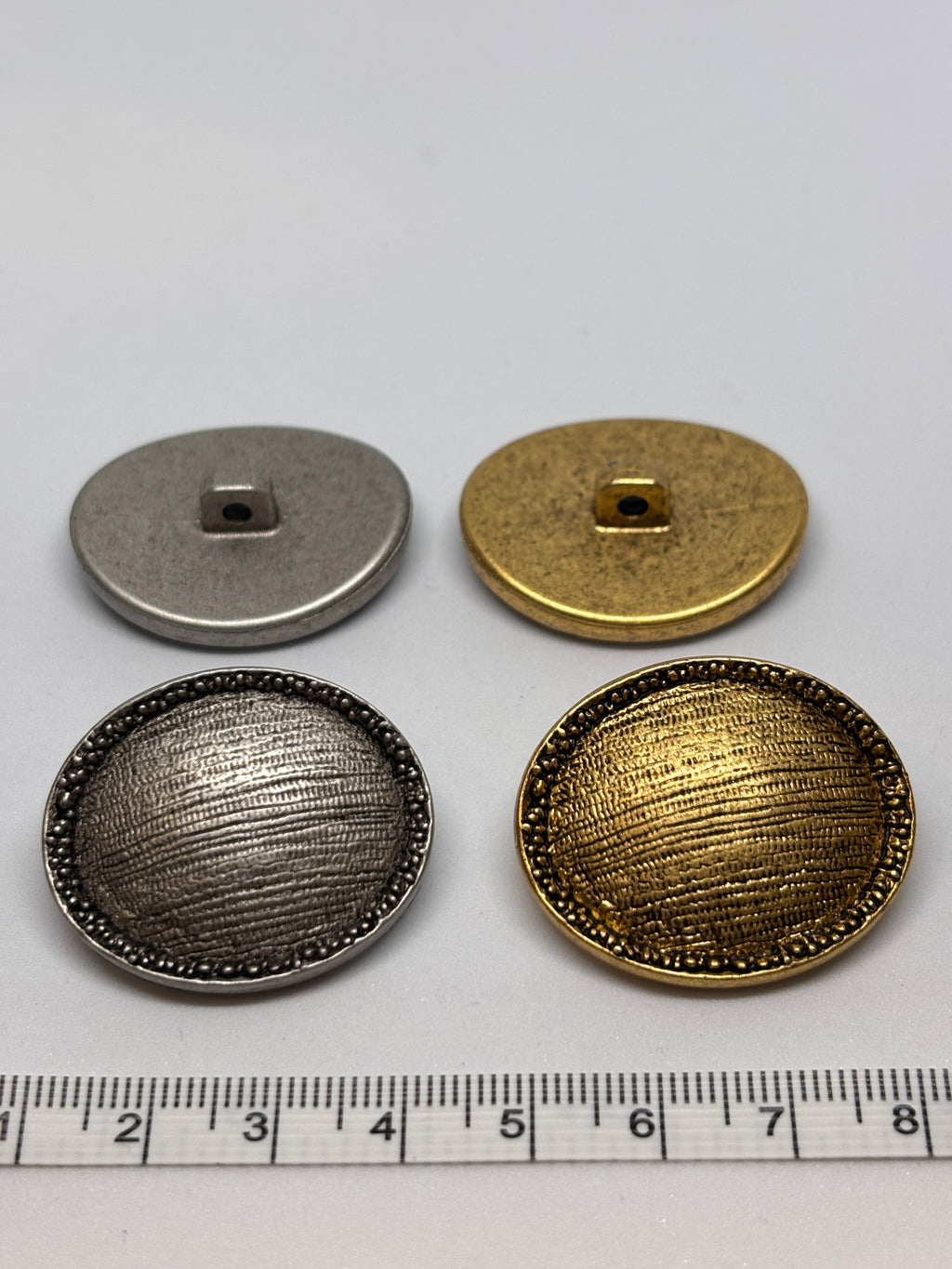 Button B7444 - 33mm (52") - Shank button boton