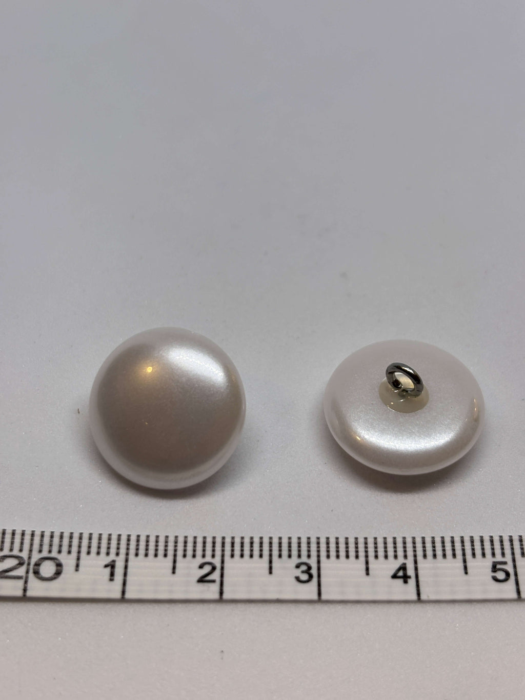 Button DH1056 - 18mm (28") - Shank button boton de pie