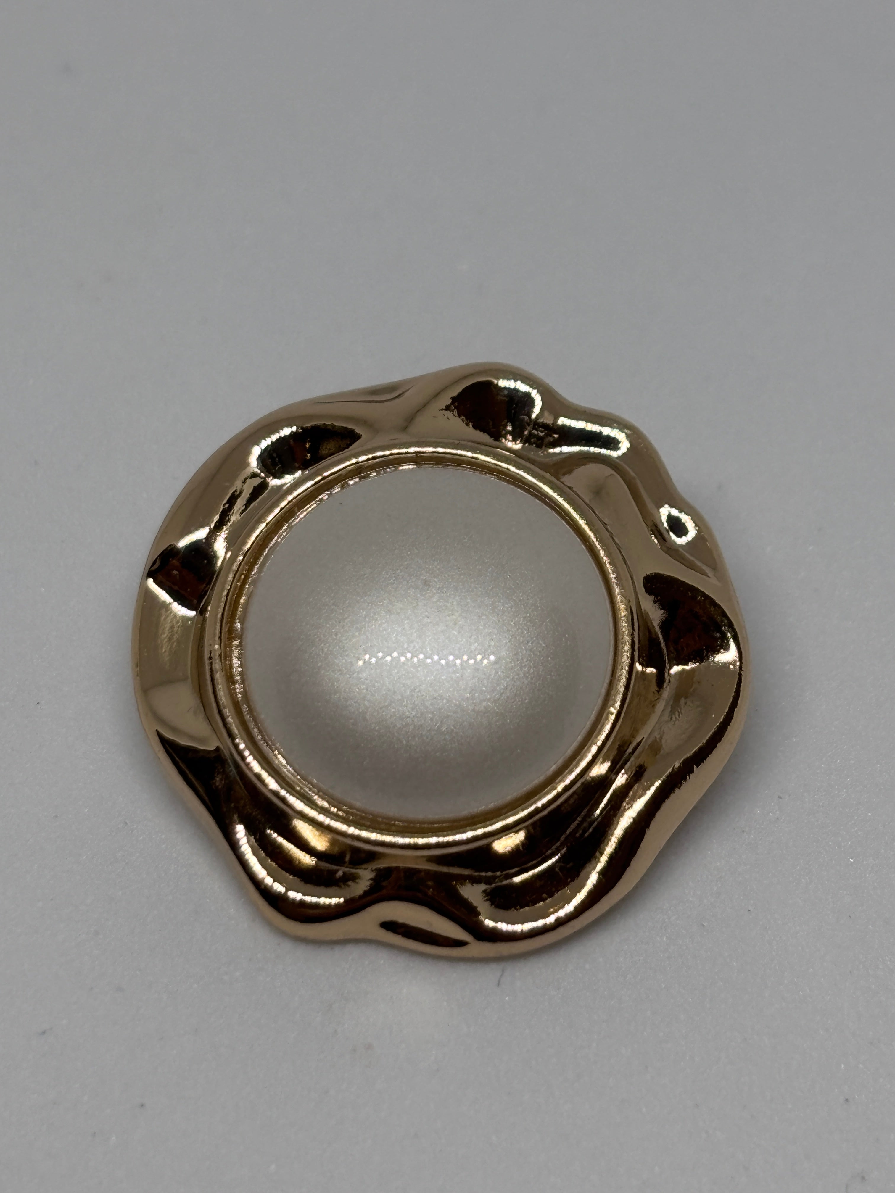 Button XTB7716 - 23mm (36") - Shank button boton