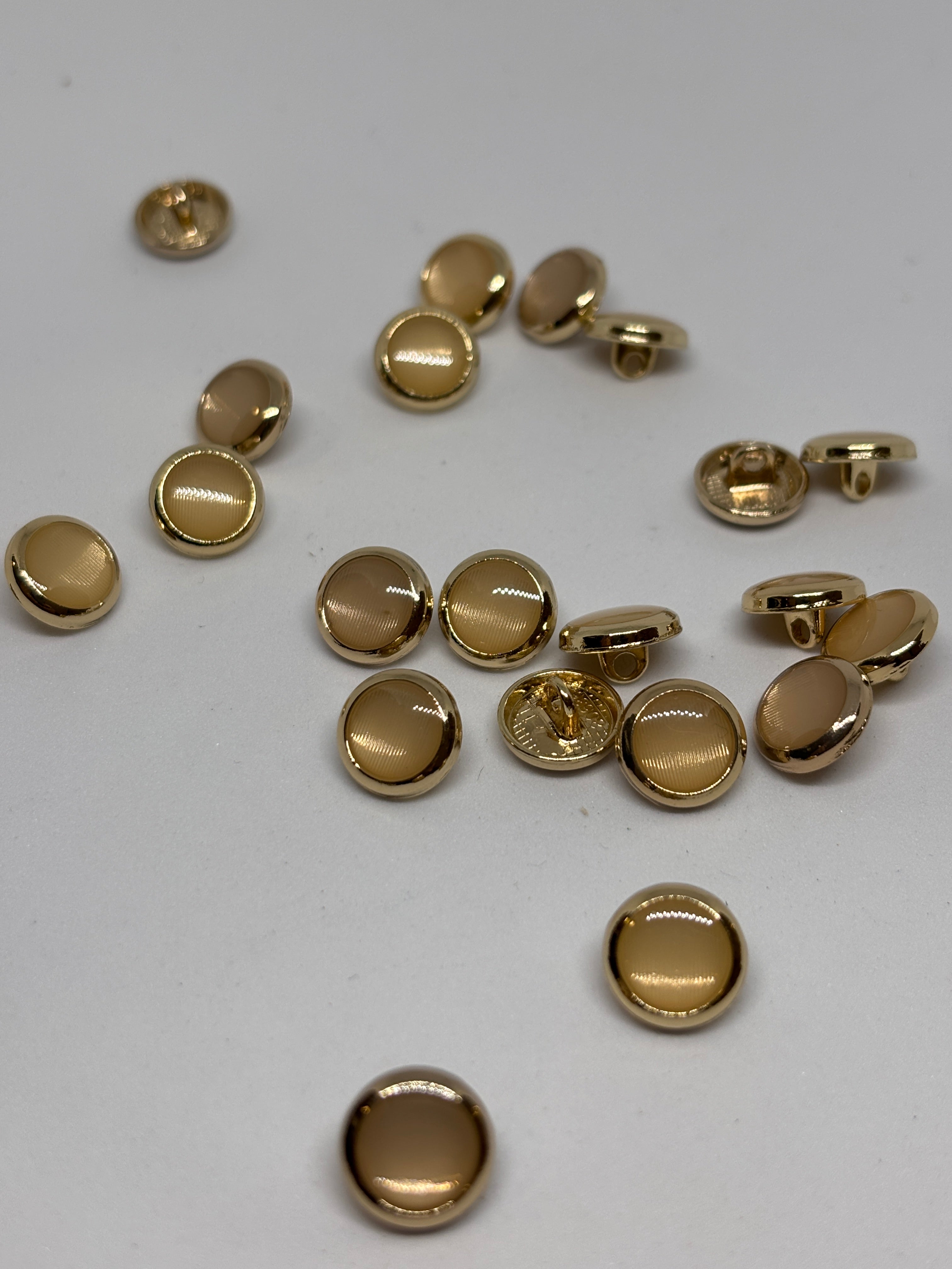 Button B8164 - 10mm (18") - Shank button boton