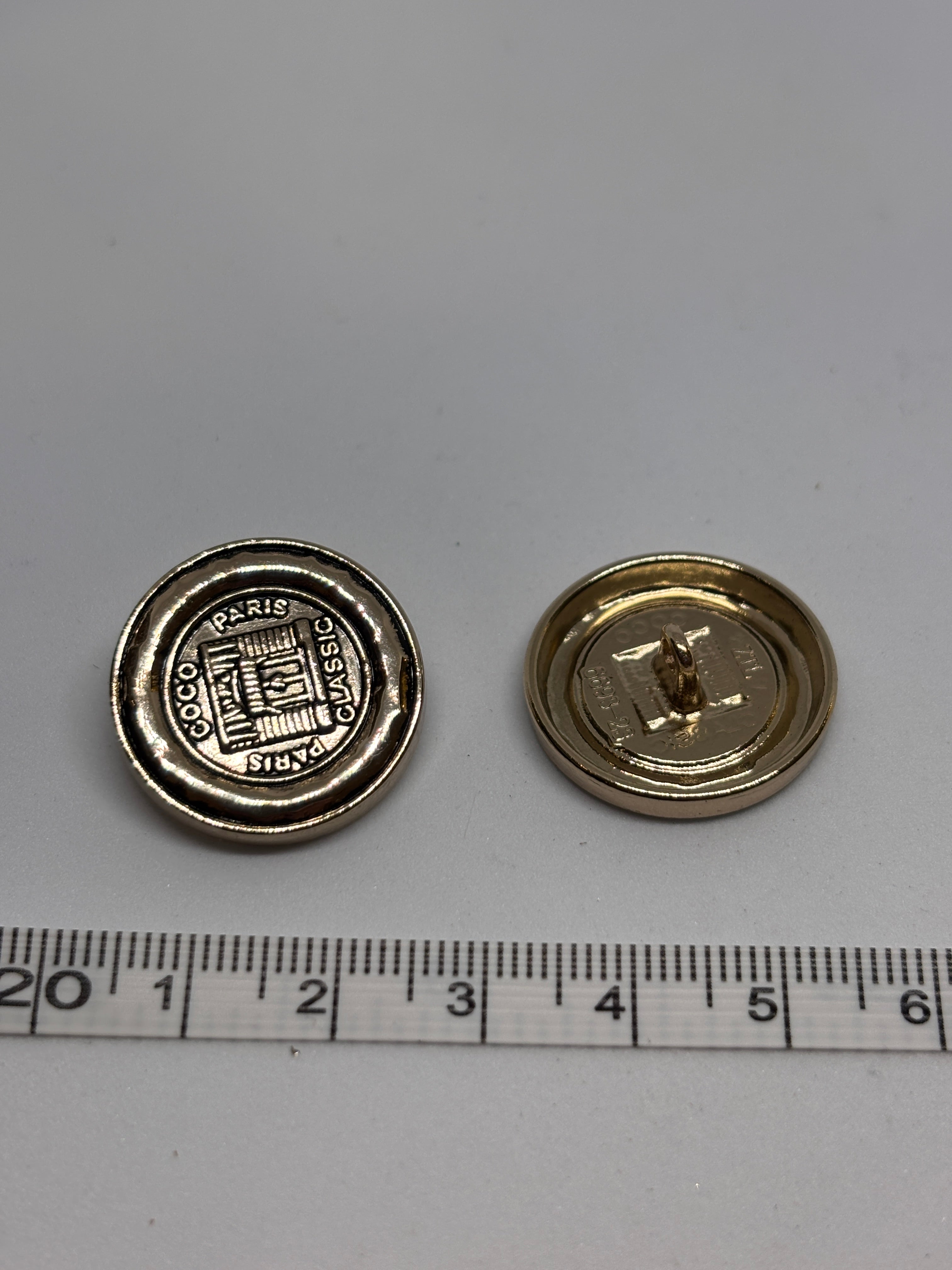 Button V170 - 23mm (36") - Shank button boton