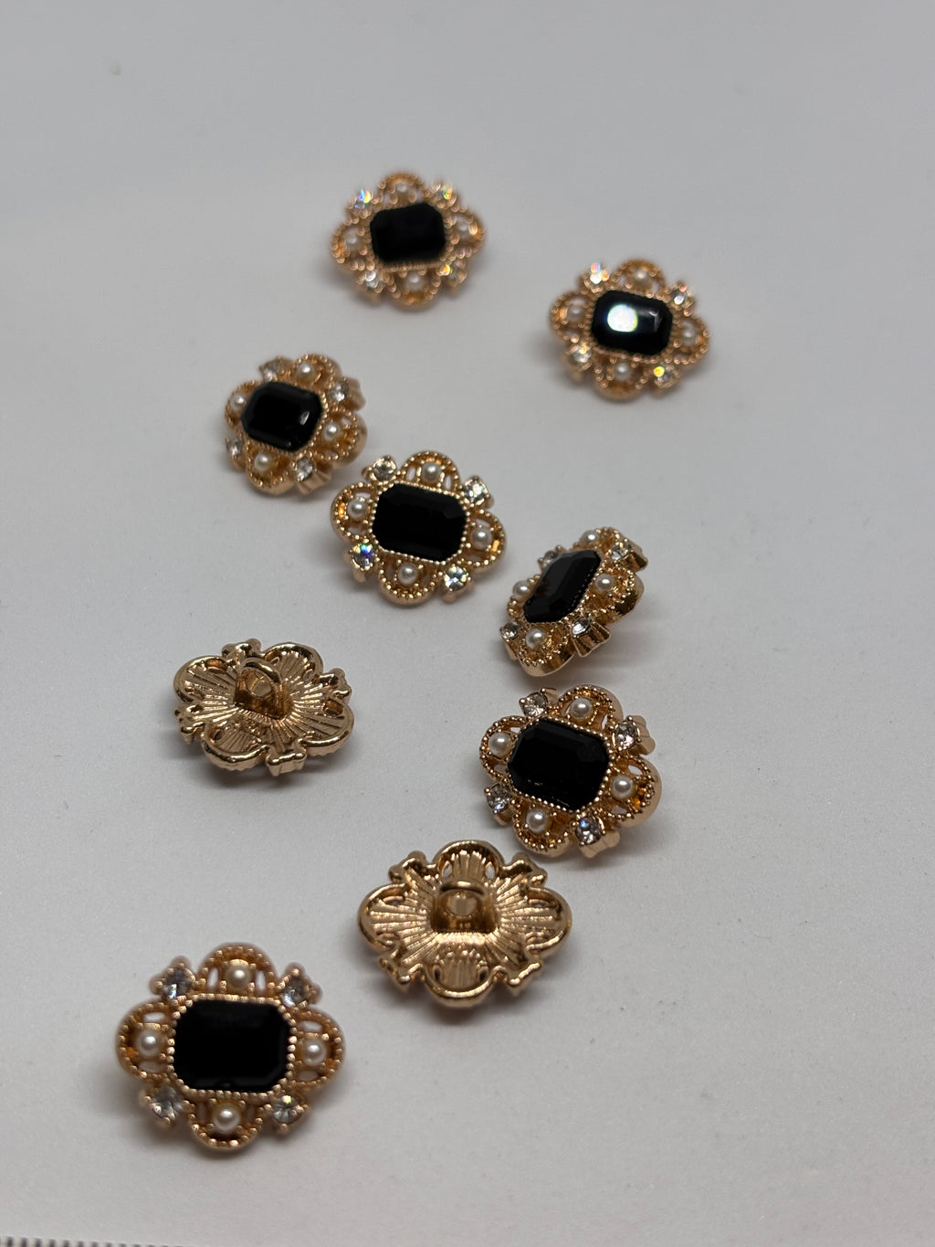 Button B22051 - 18mm (28") - Shank button boton