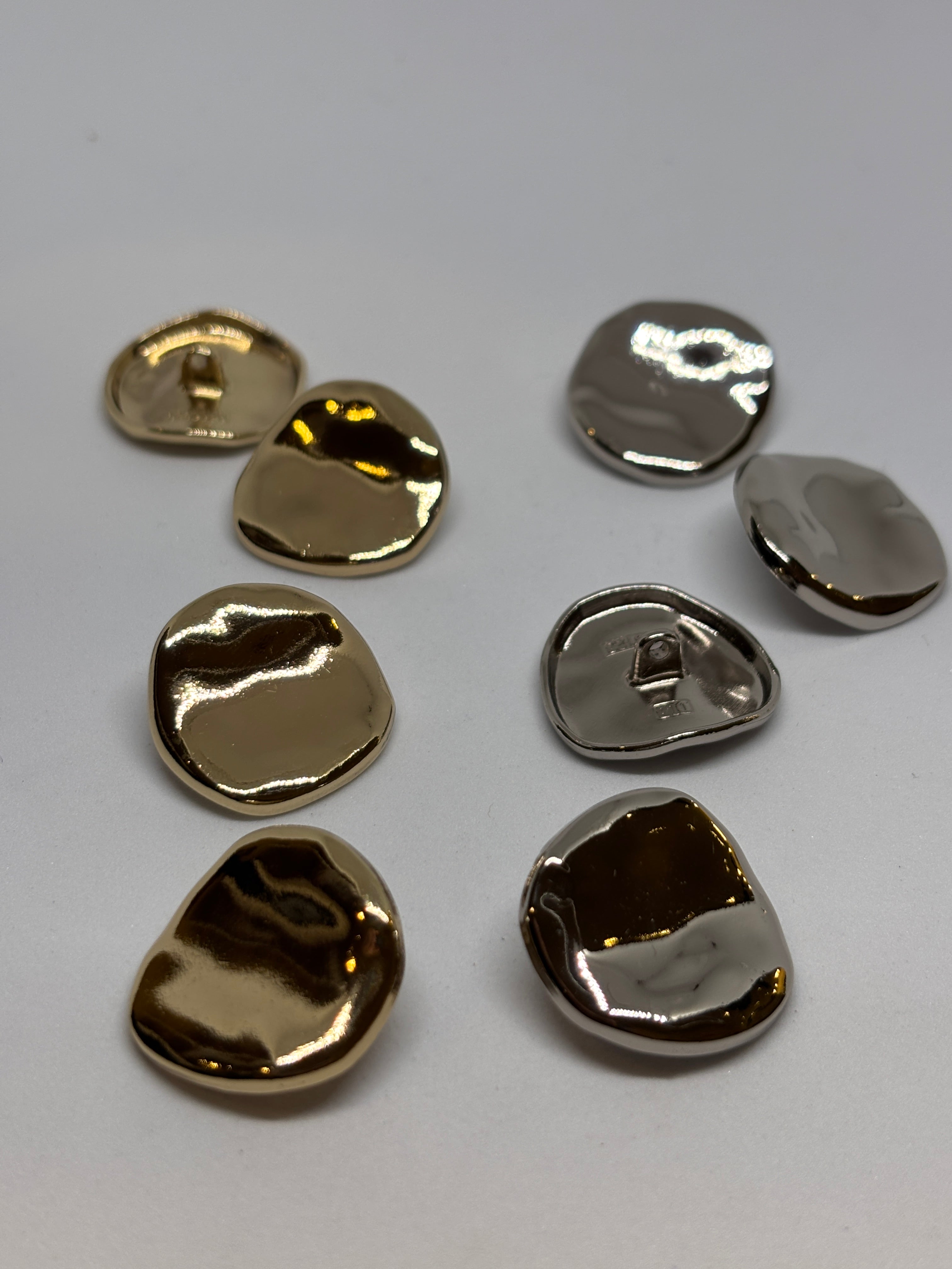 Button V185 - 23mm (36") - Shank button boton