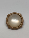 Button B8002 - 18mm (28") - Shank button botón Gold white
