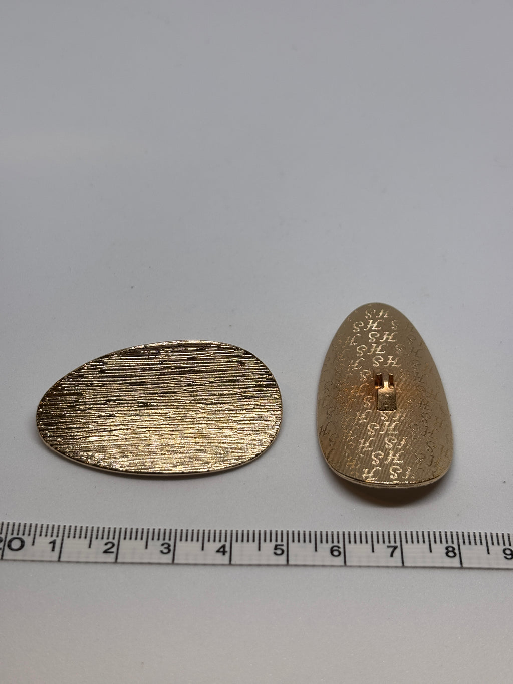 Button XT-F786 - 44mm (70") - Shank button boton